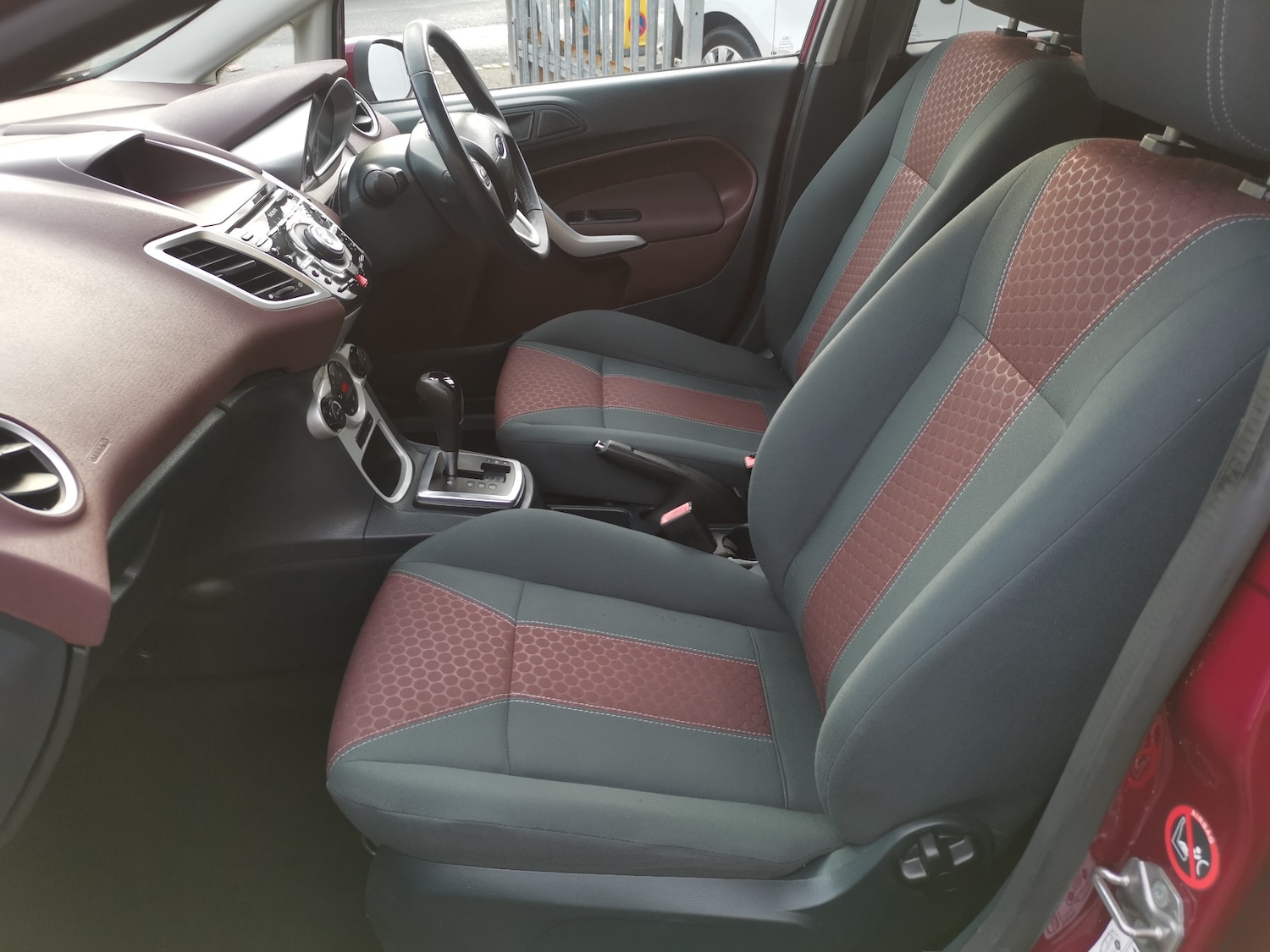 Used Ford Fiesta 2010 for sale - 76534071: Photo 17