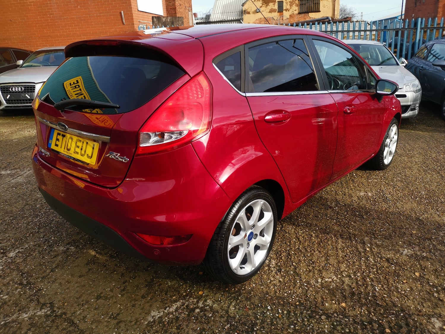 Used Ford Fiesta 2010 for sale - 76534071: Photo 9