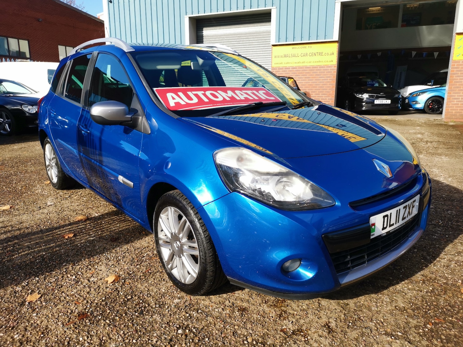 Used Renault Clio 2011 for sale - 76316673: Photo 1