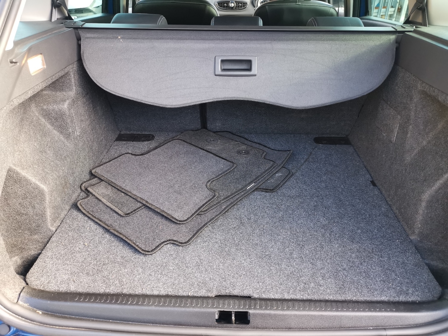 Used Renault Clio 2011 for sale - 76316673: Photo 19