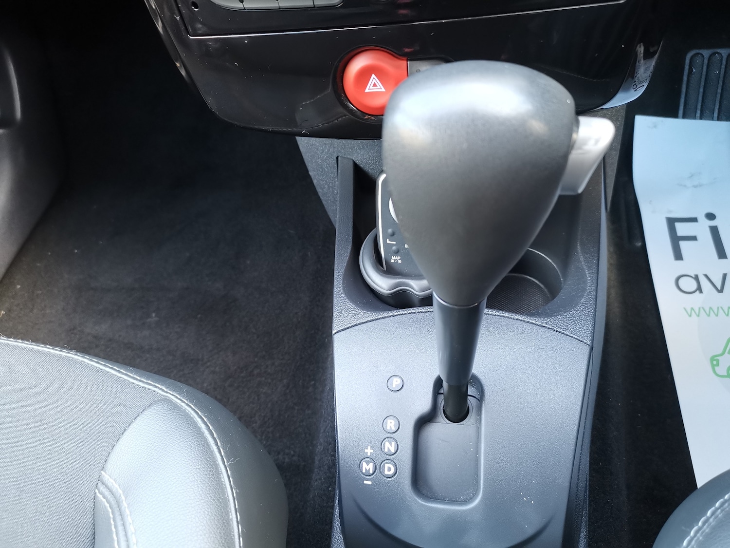 Used Renault Clio 2011 for sale - 76316673: Photo 24