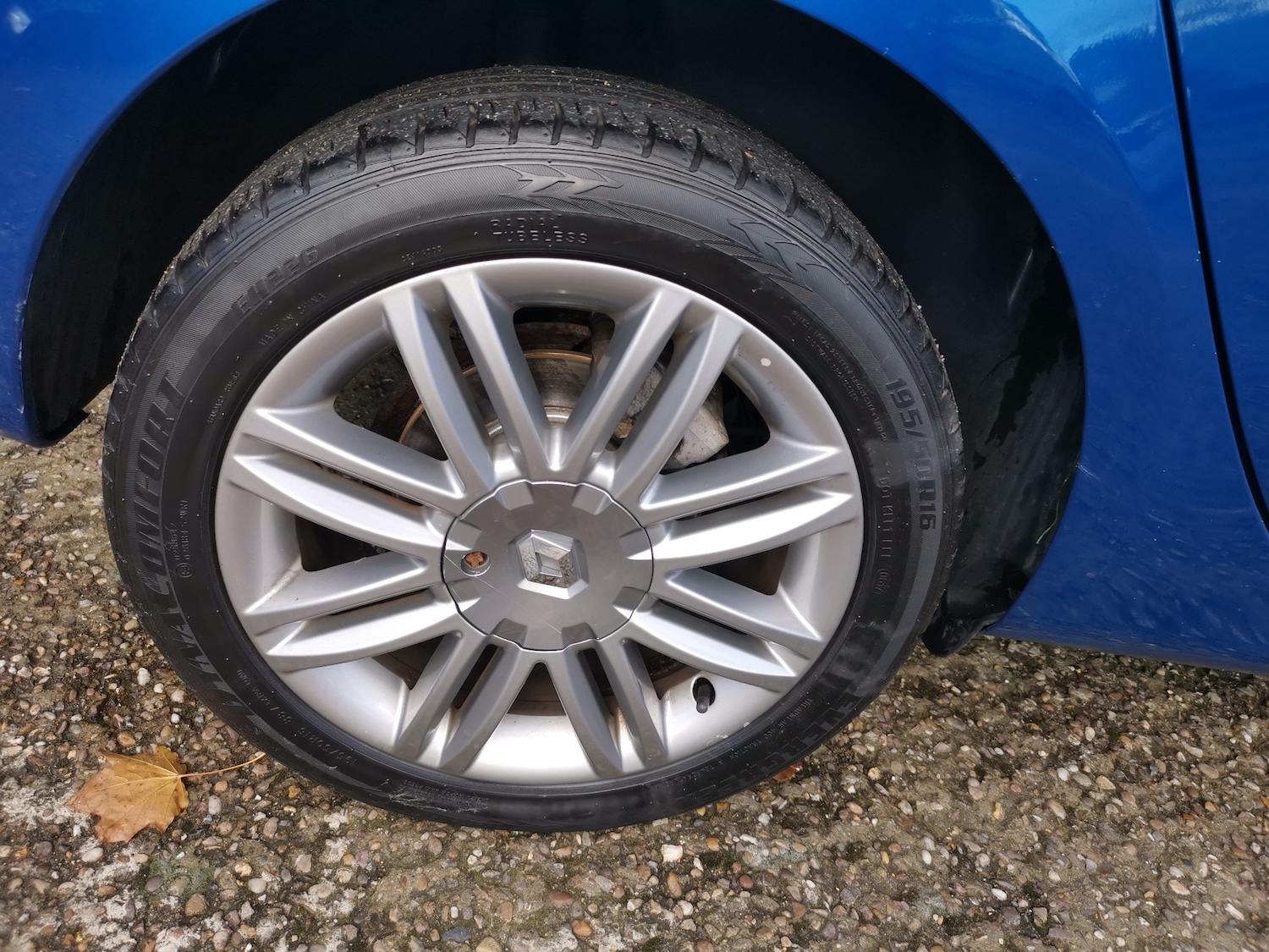 Used Renault Clio 2011 for sale - 76316673: Photo 31