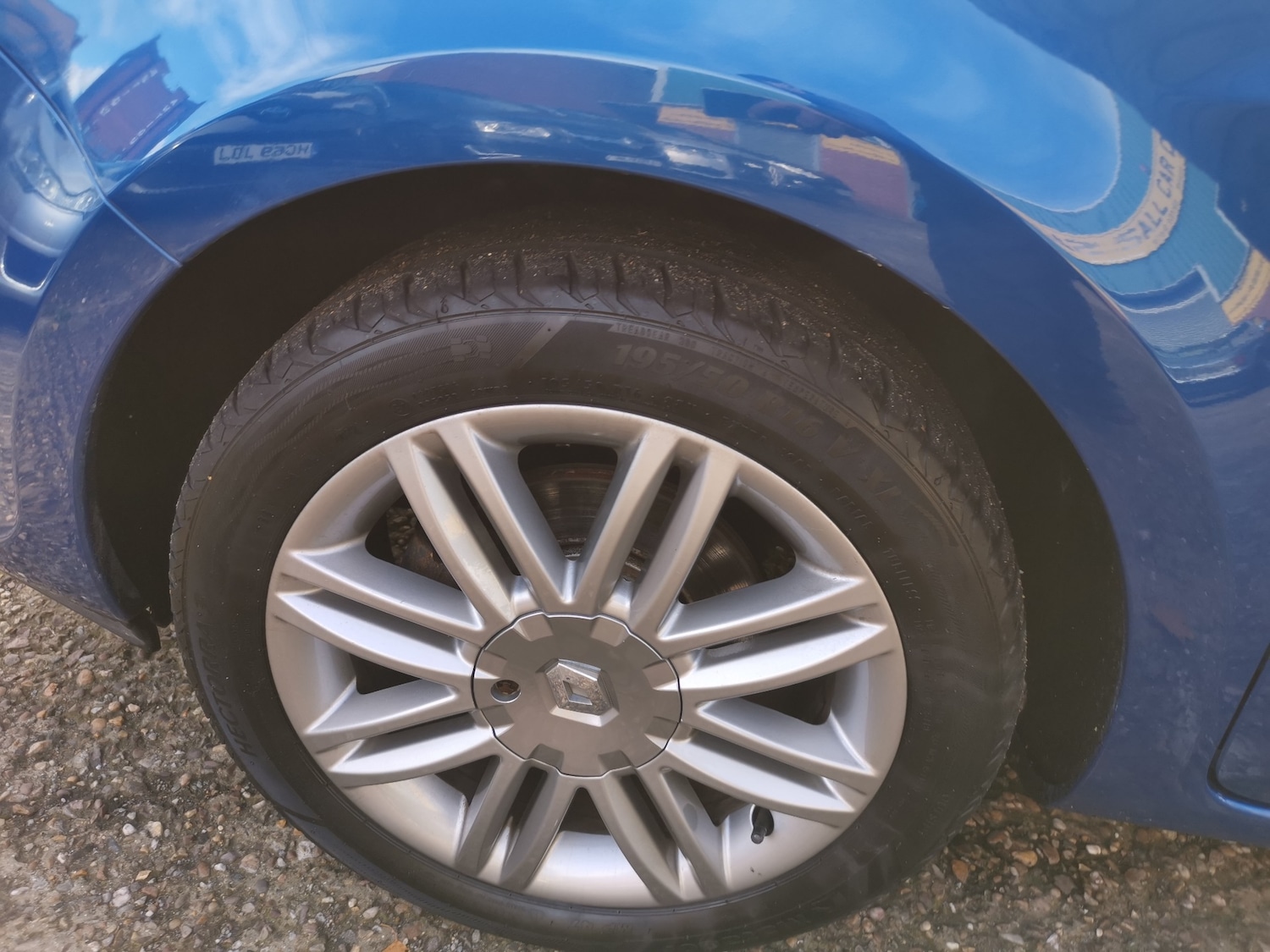 Used Renault Clio 2011 for sale - 76316673: Photo 37