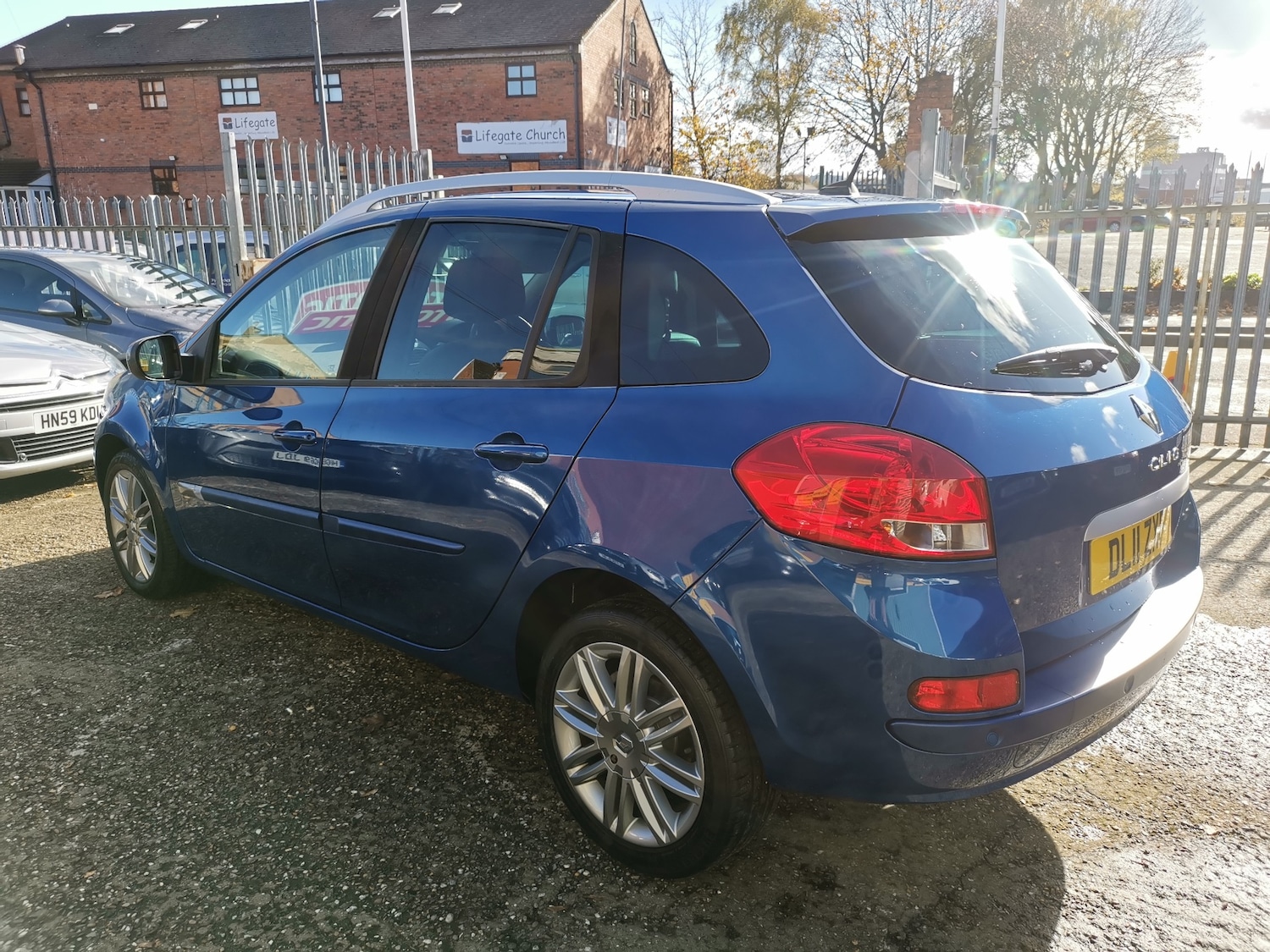 Used Renault Clio 2011 for sale - 76316673: Photo 7