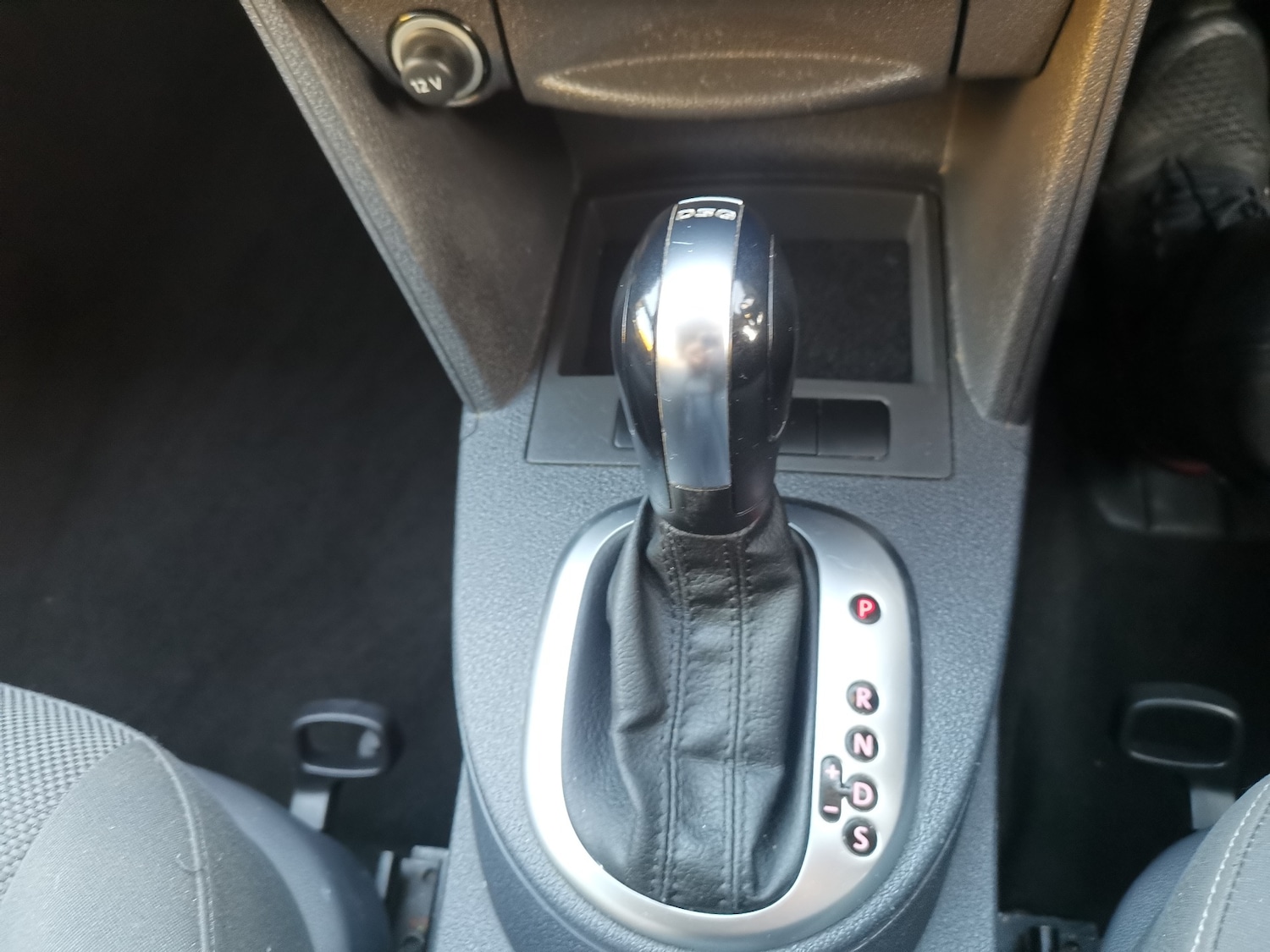 Used Volkswagen Caddy Maxi Life 2013 for sale - 76533906: Photo 15