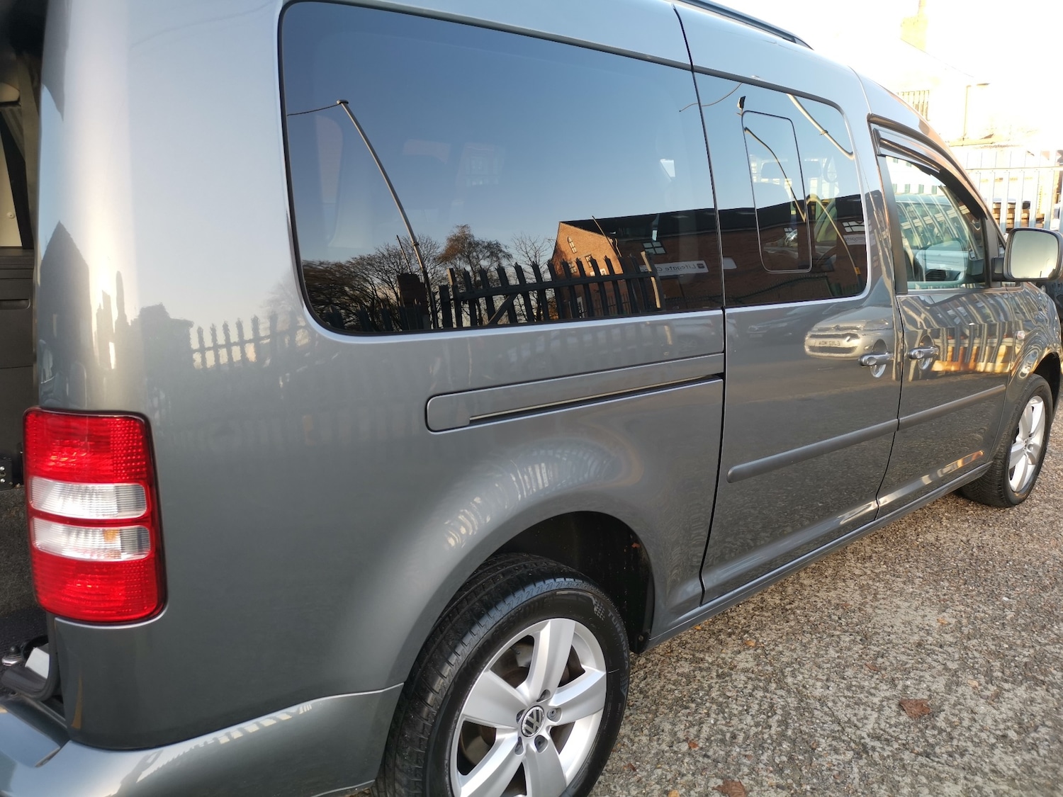 Used Volkswagen Caddy Maxi Life 2013 for sale - 76533906: Photo 34