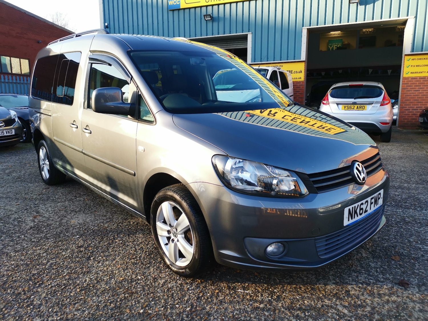 Used Volkswagen Caddy Maxi Life 2013 for sale - 76533906: Photo 4