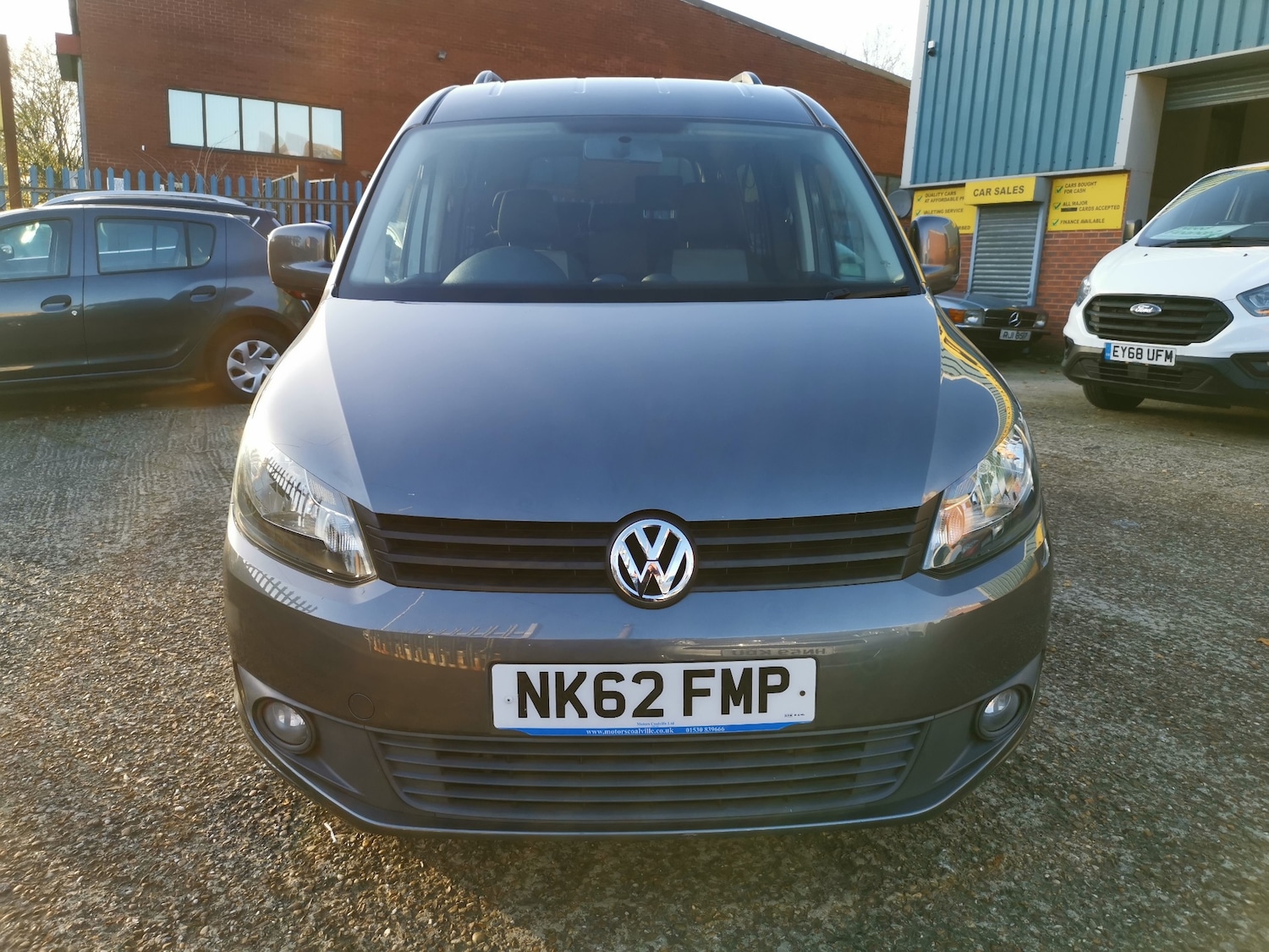 Used Volkswagen Caddy Maxi Life 2013 for sale - 76533906: Photo 5