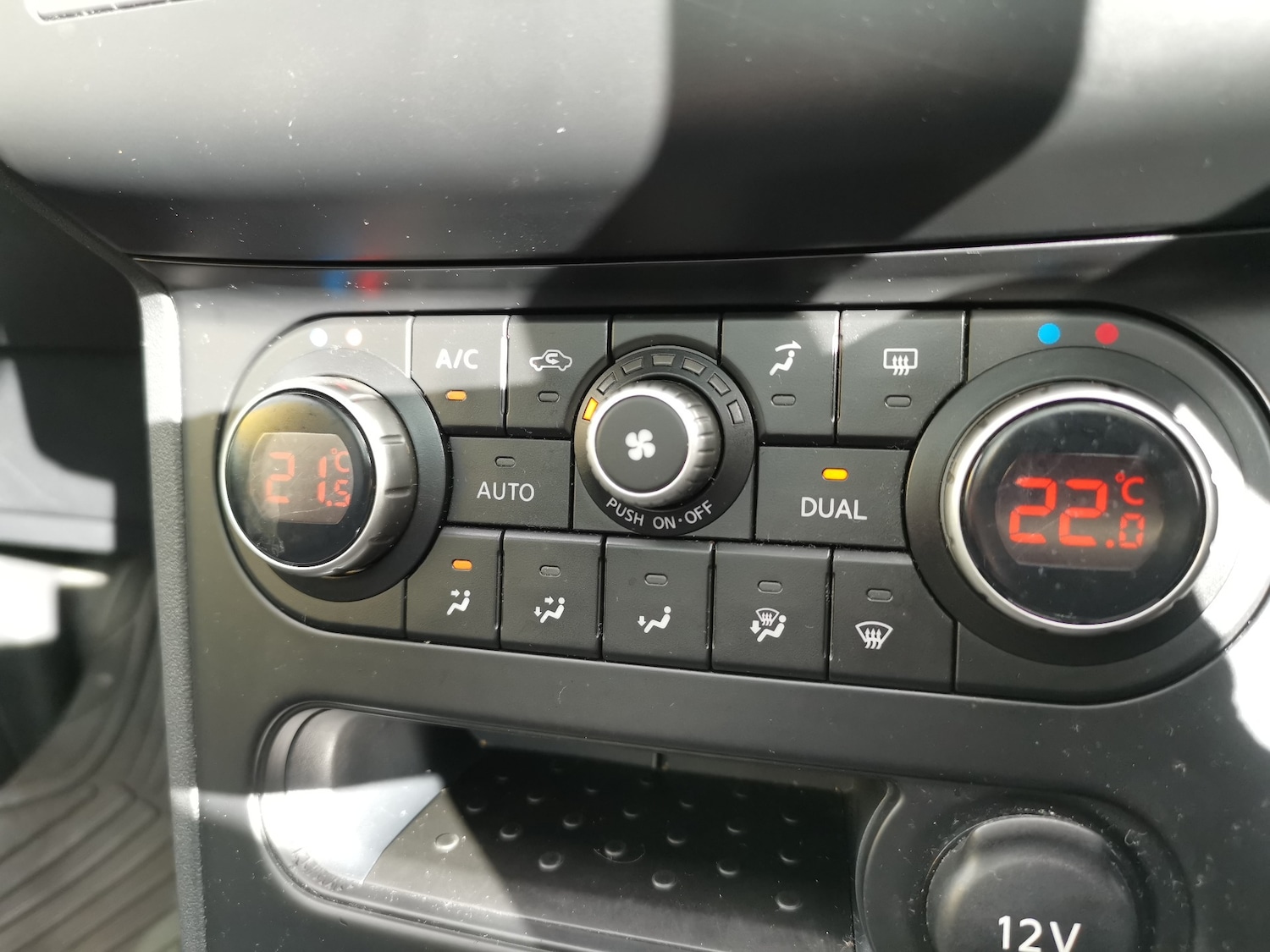 Used Nissan Qashqai 2011 for sale - 77890091: Photo 14