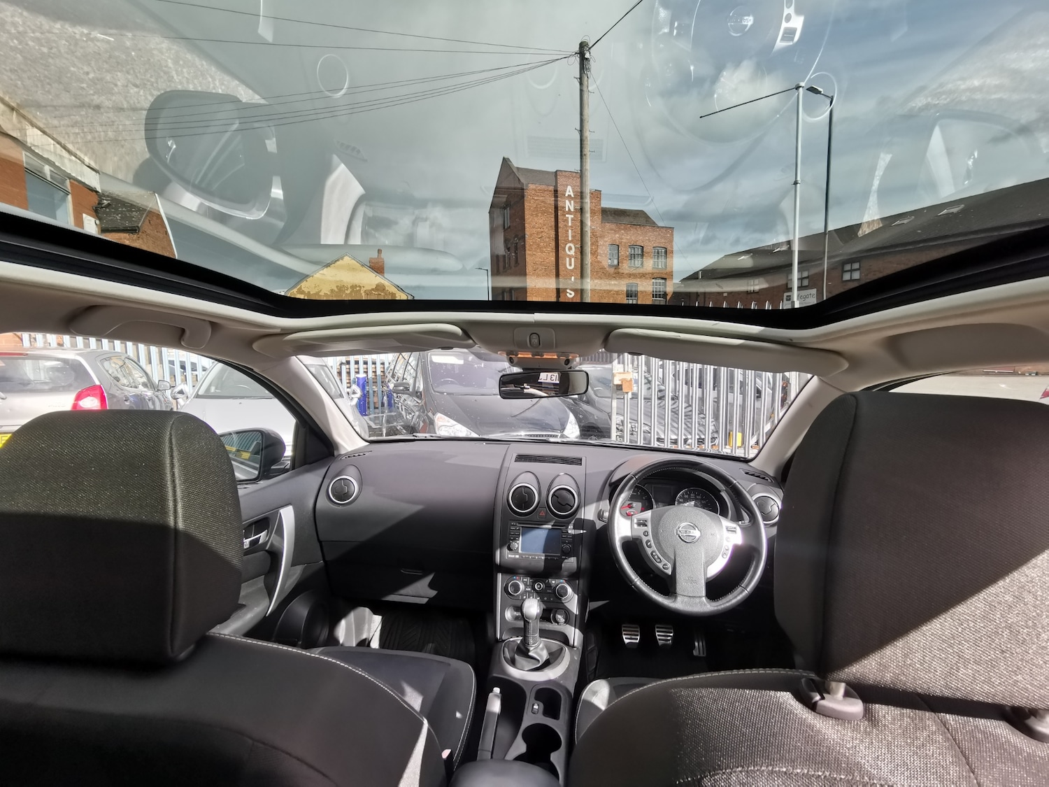 Used Nissan Qashqai 2011 for sale - 77890091: Photo 3