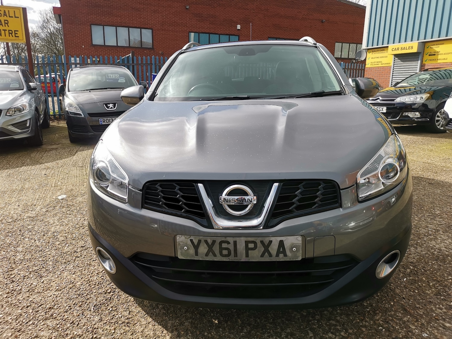 Used Nissan Qashqai 2011 for sale - 77890091: Photo 4