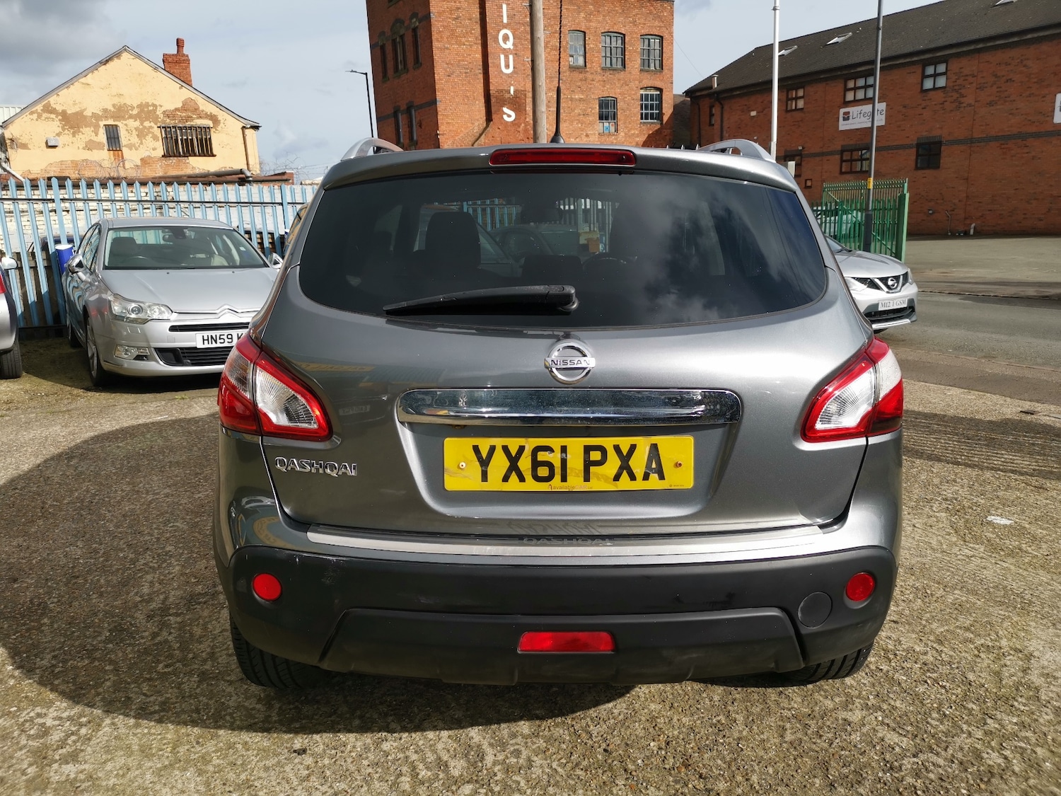 Used Nissan Qashqai 2011 for sale - 77890091: Photo 8