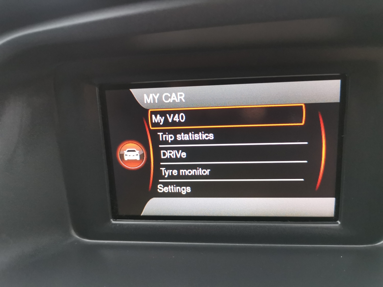 Used Volvo V40 2015 for sale - 77578399: Photo 26