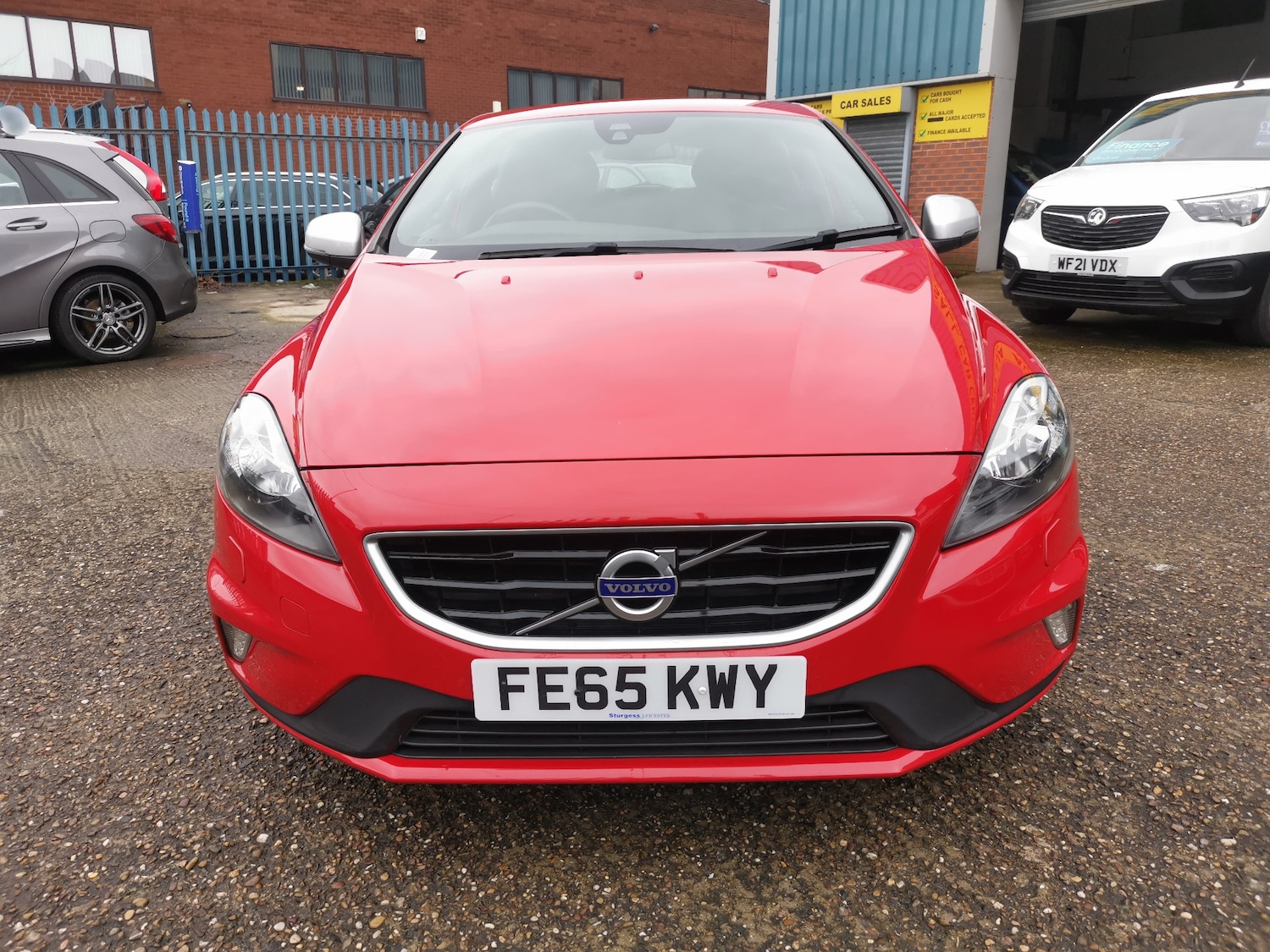 Used Volvo V40 2015 for sale - 77578399: Photo 3