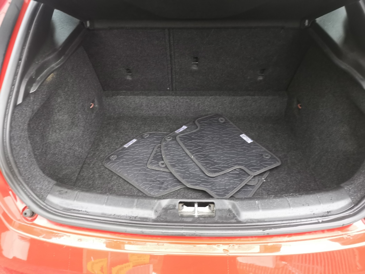 Used Volvo V40 2015 for sale - 77578399: Photo 30