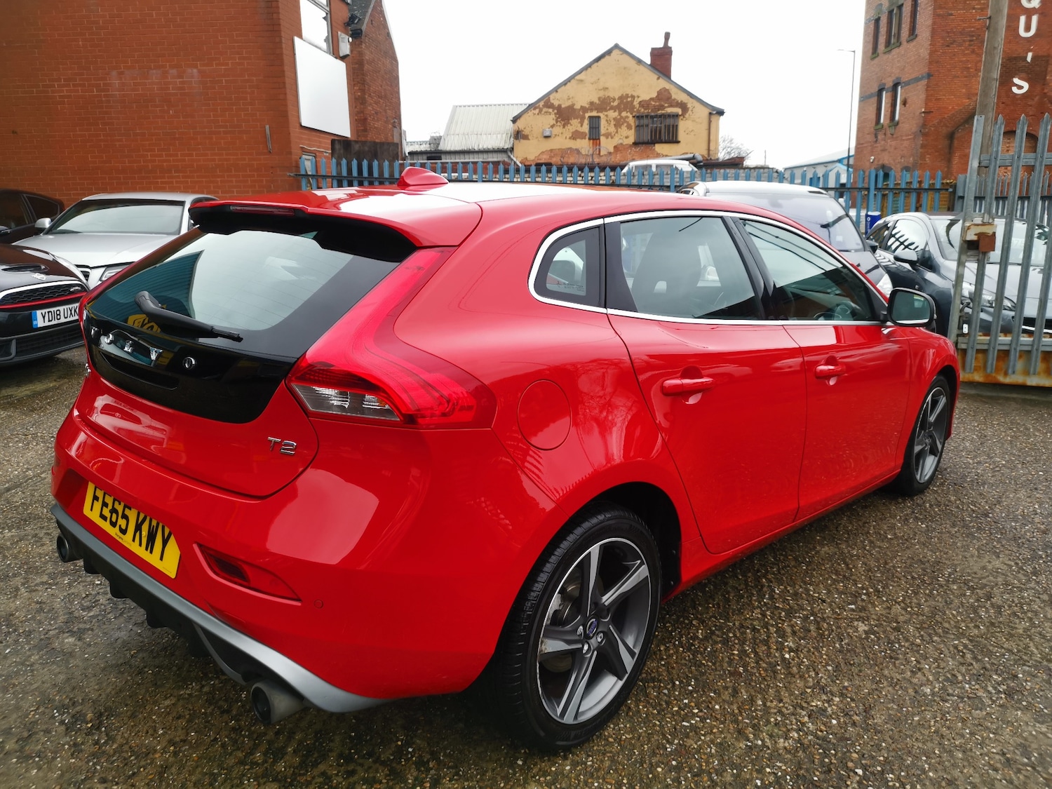 Used Volvo V40 2015 for sale - 77578399: Photo 8