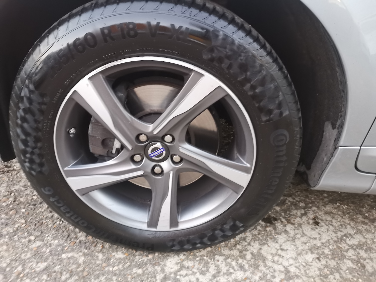 Used Volvo XC60 2015 for sale - 76931876: Photo 10