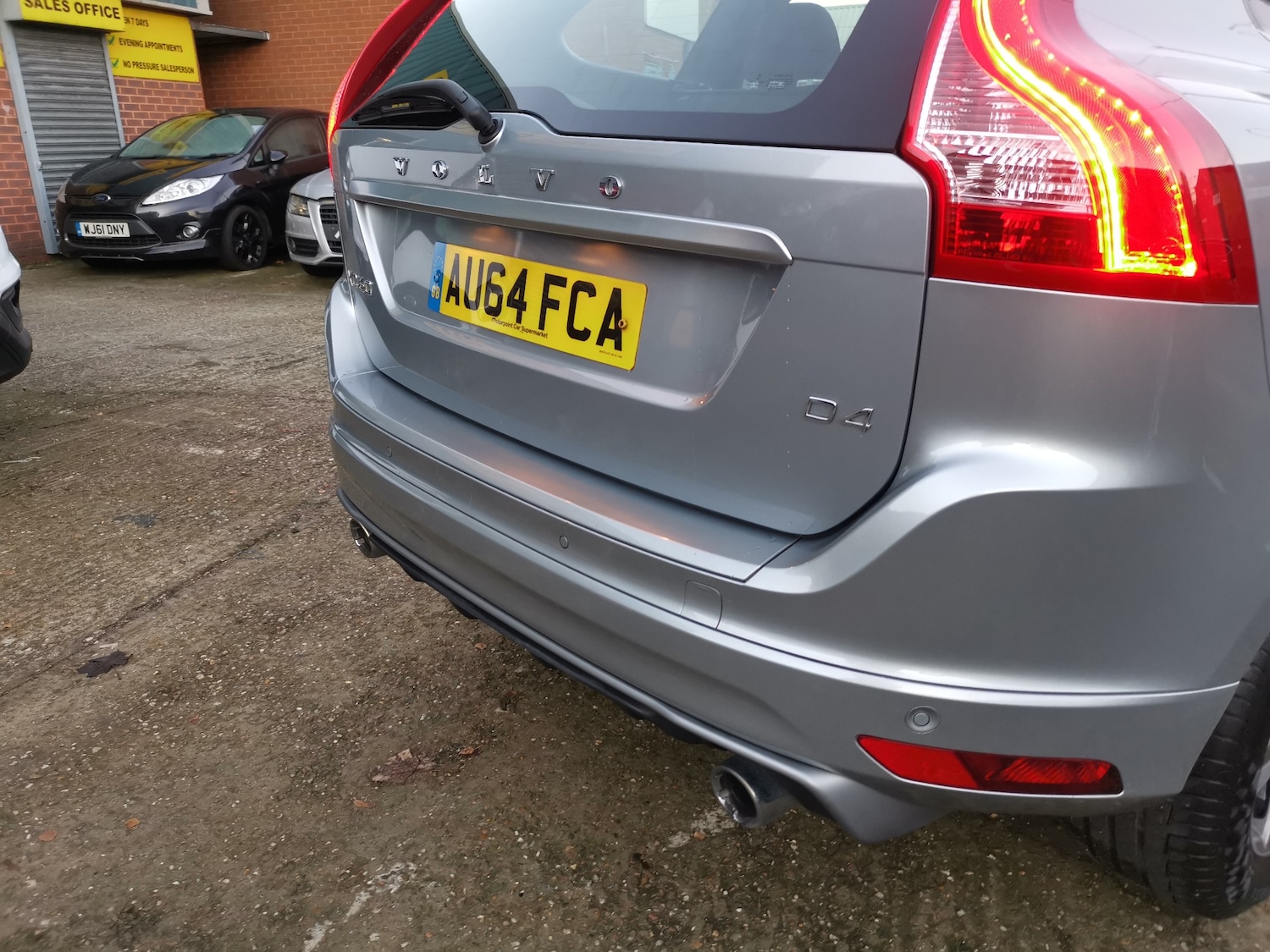 Used Volvo XC60 2015 for sale - 76931876: Photo 14