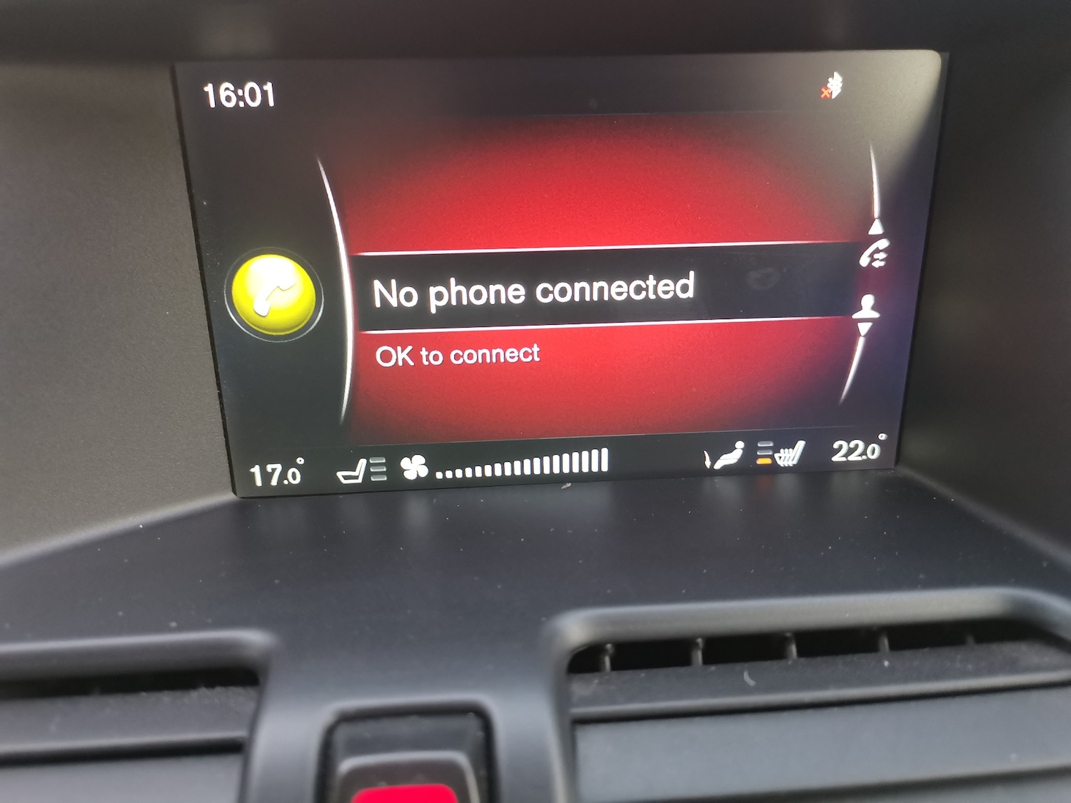 Used Volvo XC60 2015 for sale - 76931876: Photo 37