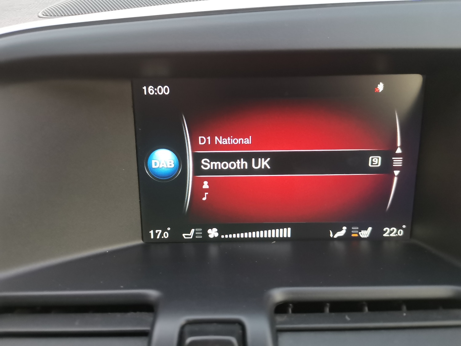 Used Volvo XC60 2015 for sale - 76931876: Photo 40