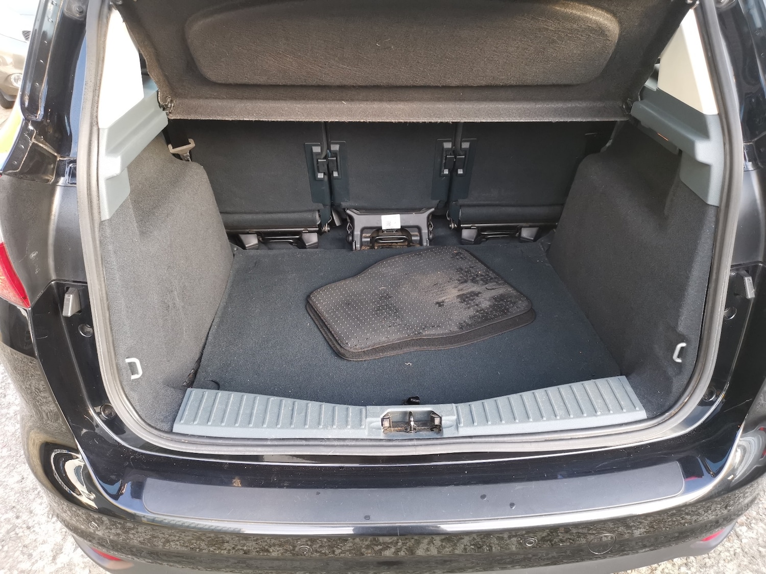 Used Ford C-Max 2014 for sale - 76626634: Photo 17