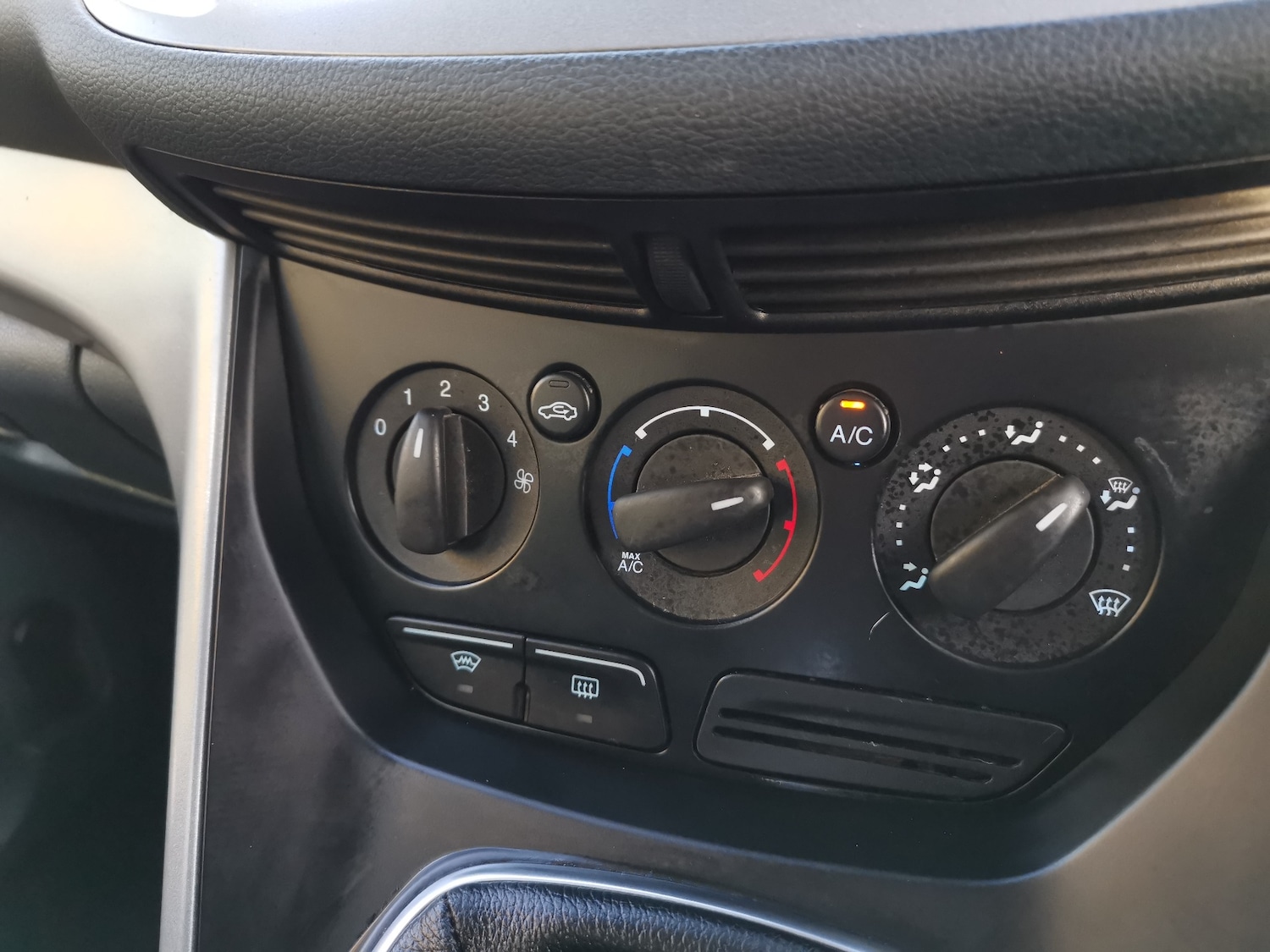 Used Ford C-Max 2014 for sale - 76626634: Photo 20