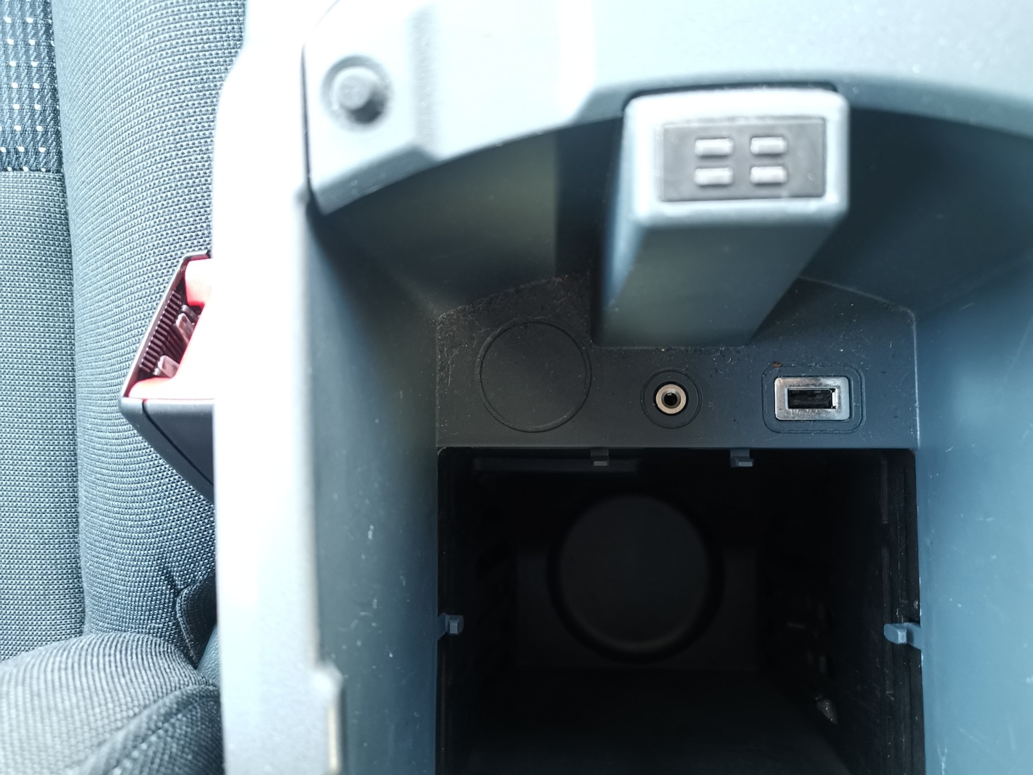 Used Ford C-Max 2014 for sale - 76626634: Photo 28