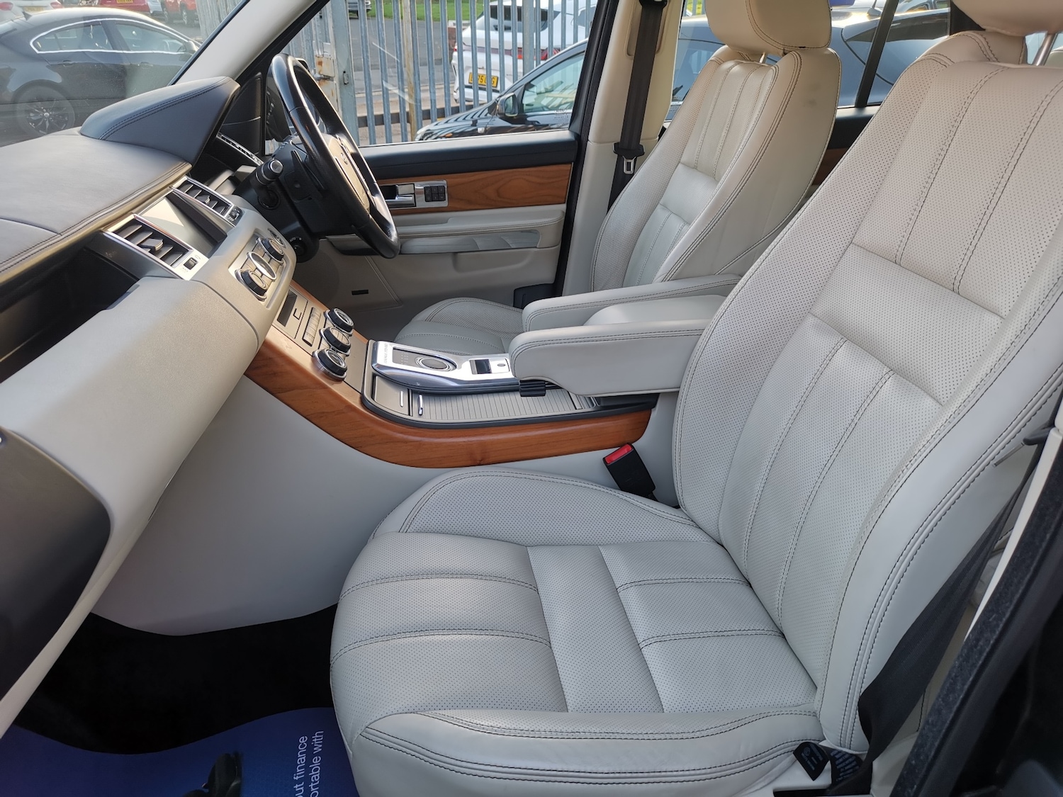 Used Land Rover Range Rover Sport 2012 for sale - 76682691: Photo 13