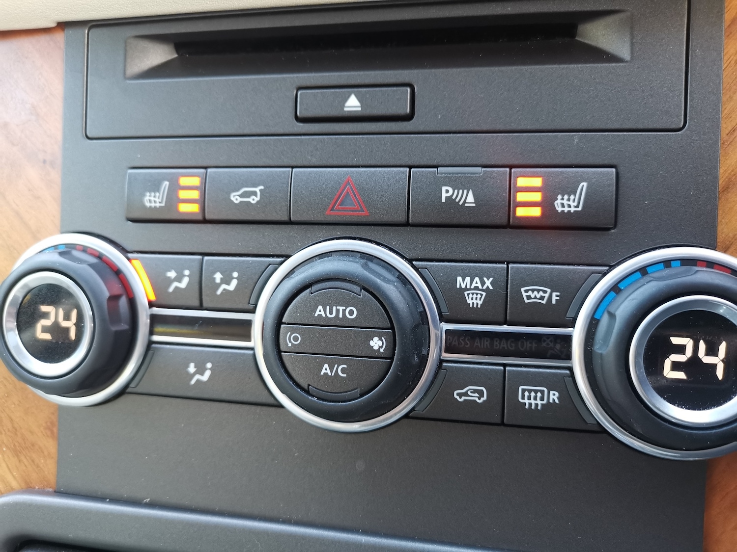 Used Land Rover Range Rover Sport 2012 for sale - 76682691: Photo 22