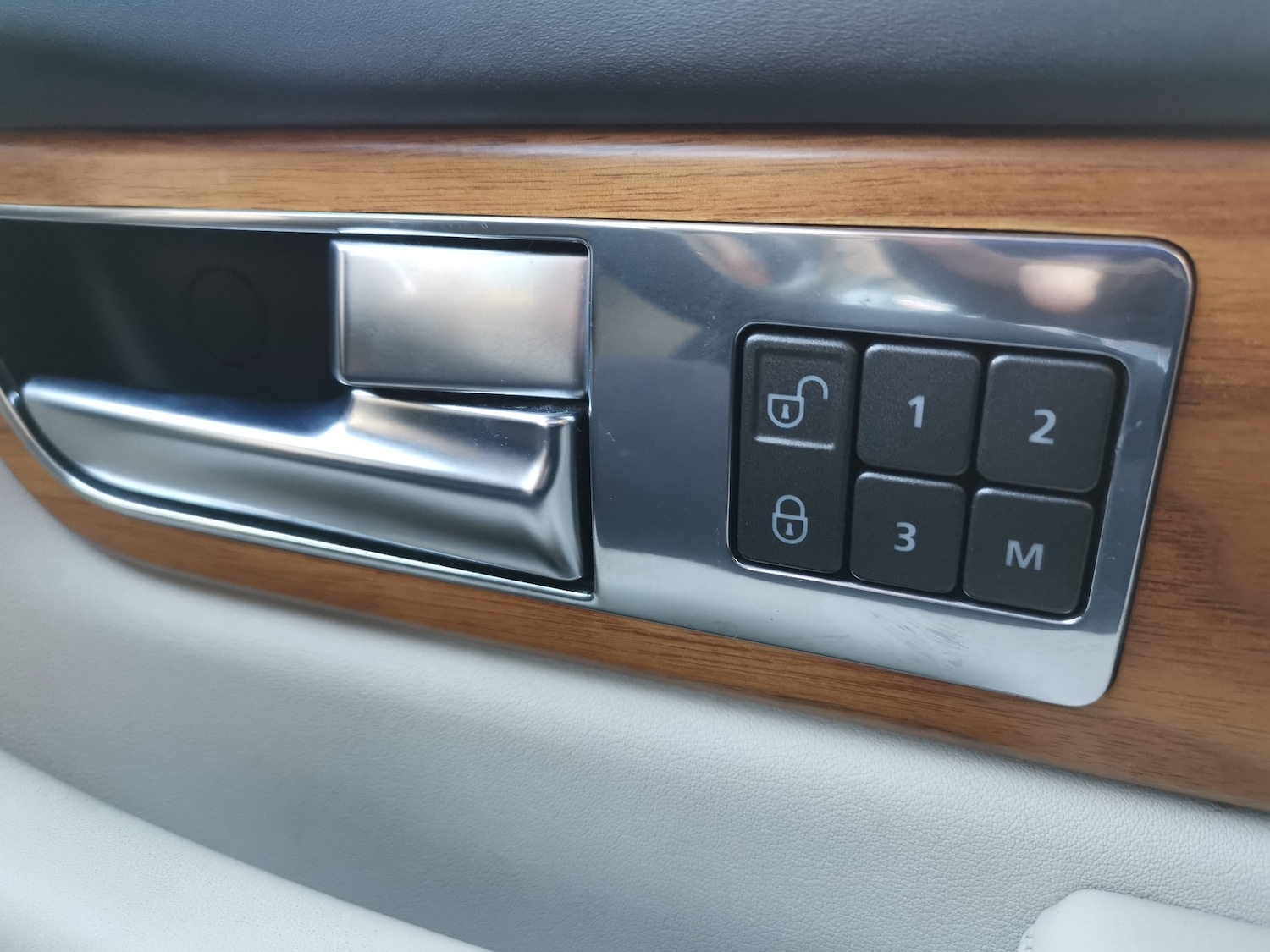 Used Land Rover Range Rover Sport 2012 for sale - 76682691: Photo 33