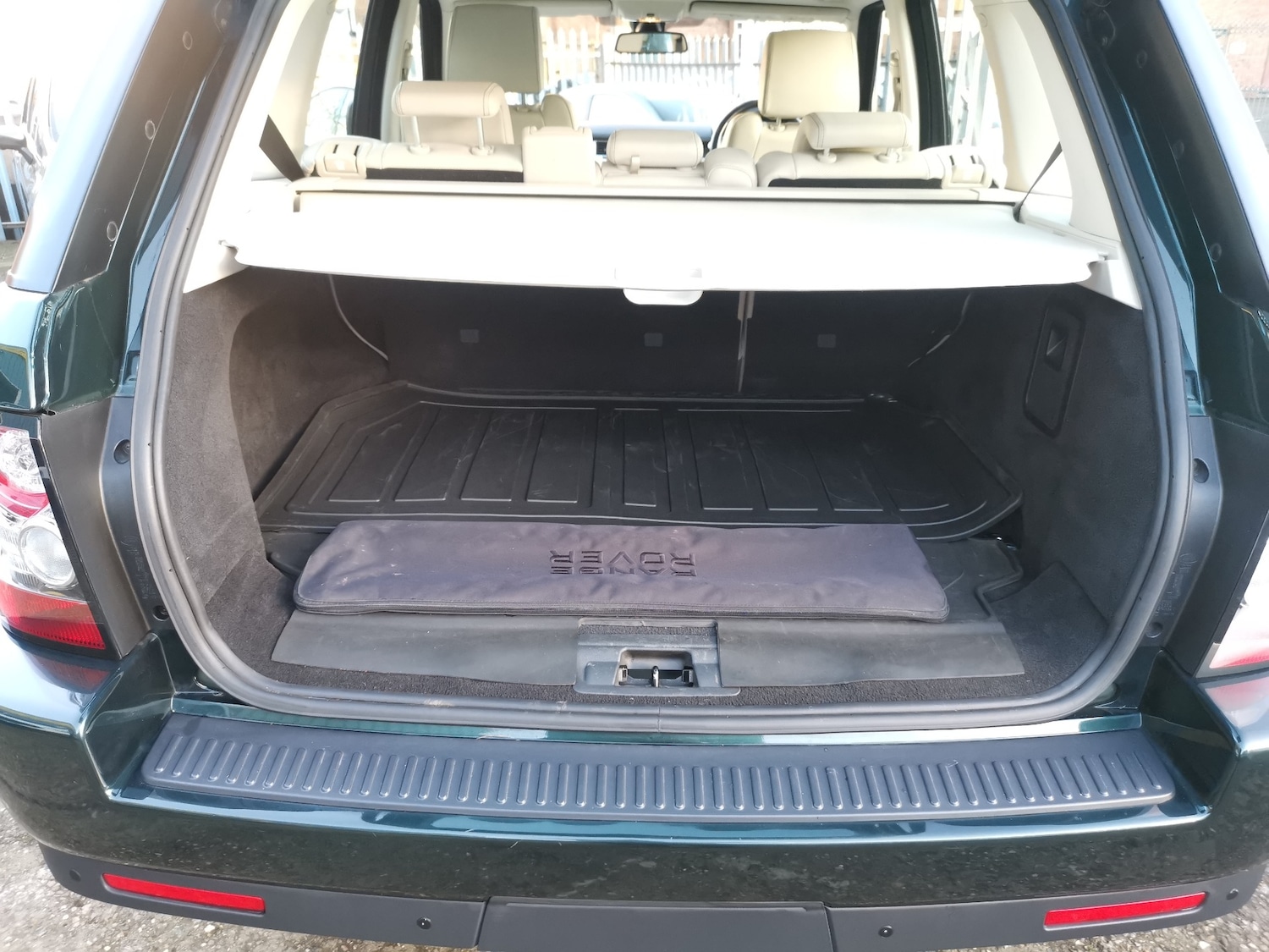 Used Land Rover Range Rover Sport 2012 for sale - 76682691: Photo 38