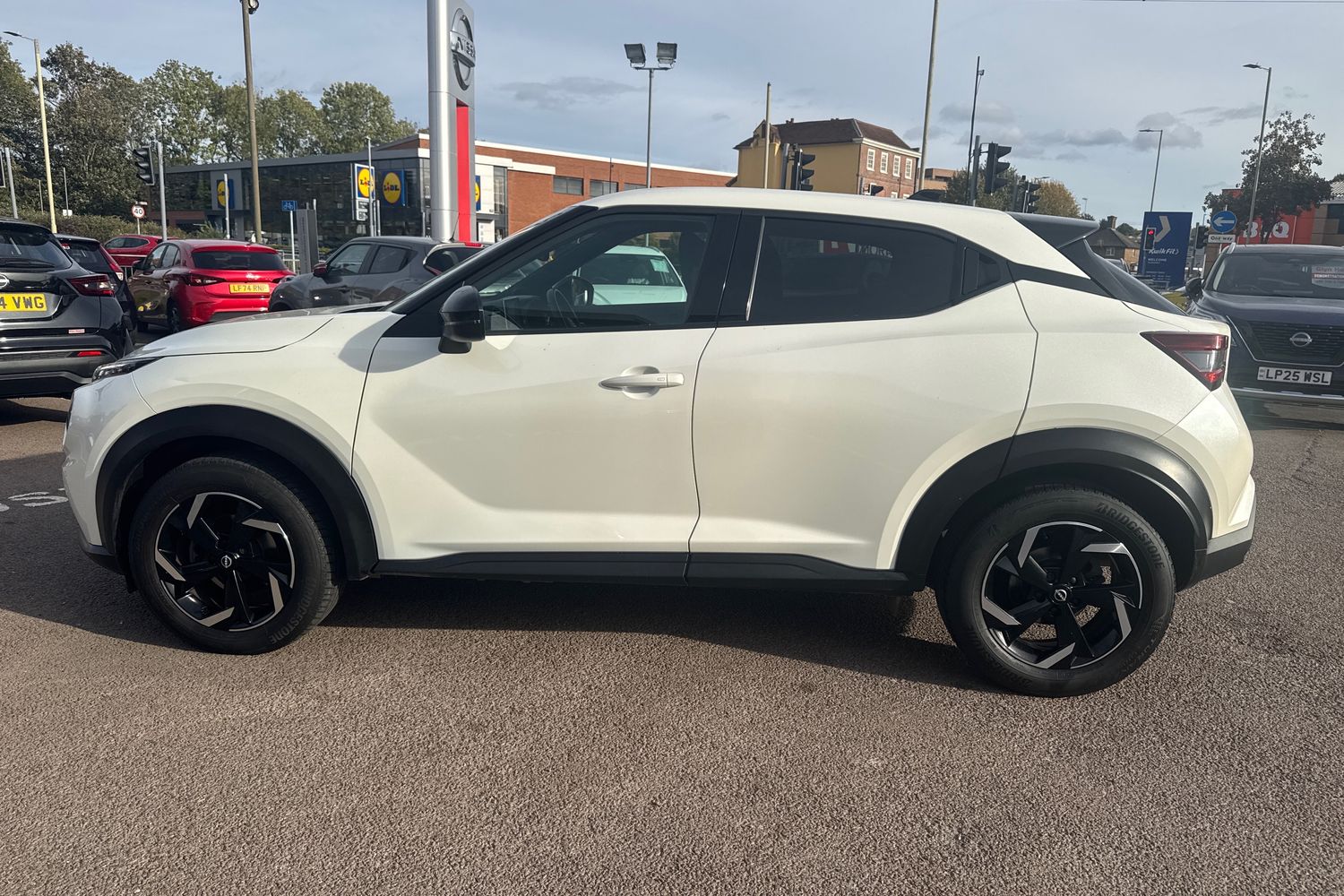 Used Nissan Juke 2023 for sale - 76479932: Photo 31