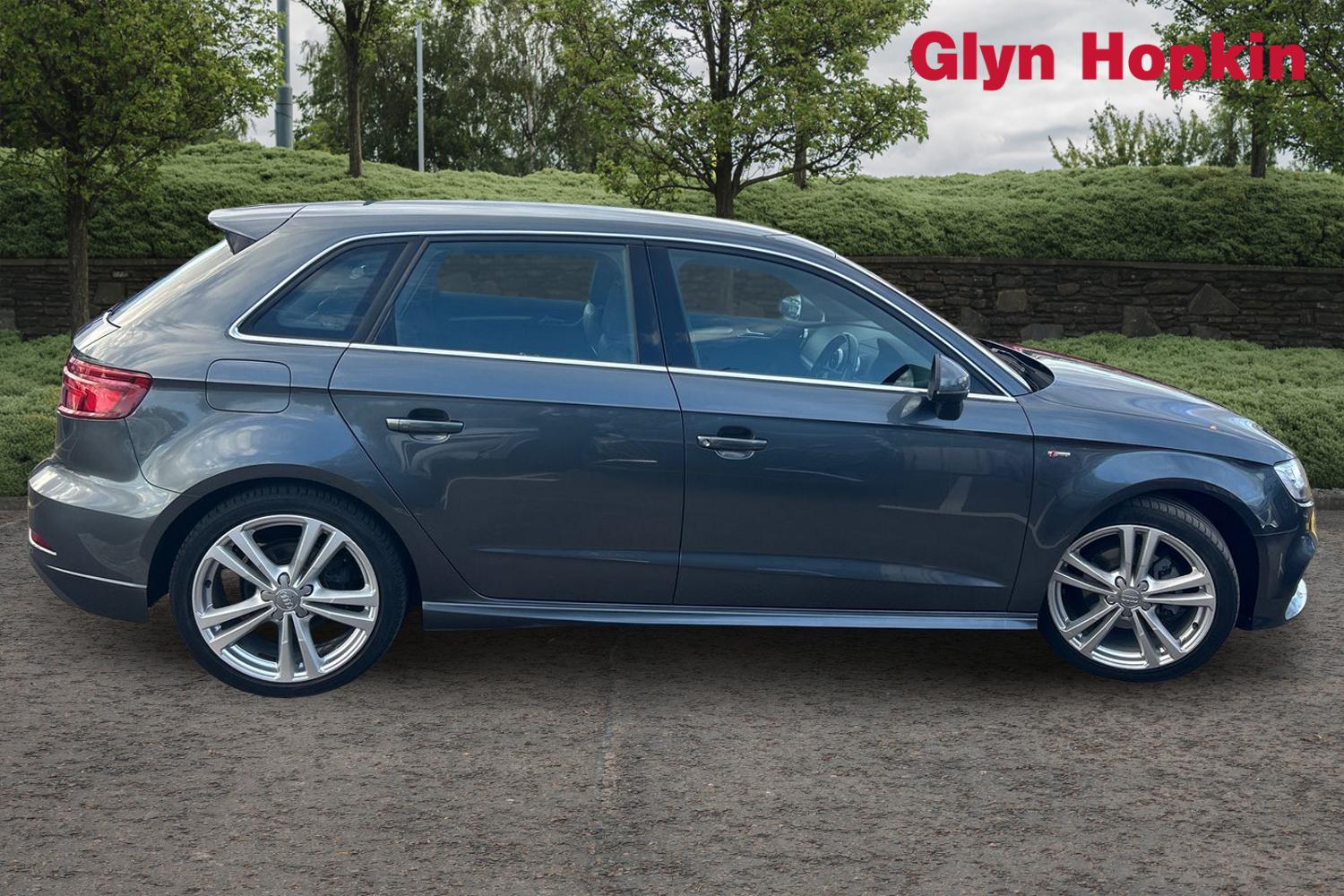 Used Audi A3 2016 for sale - 76445082: Photo 2