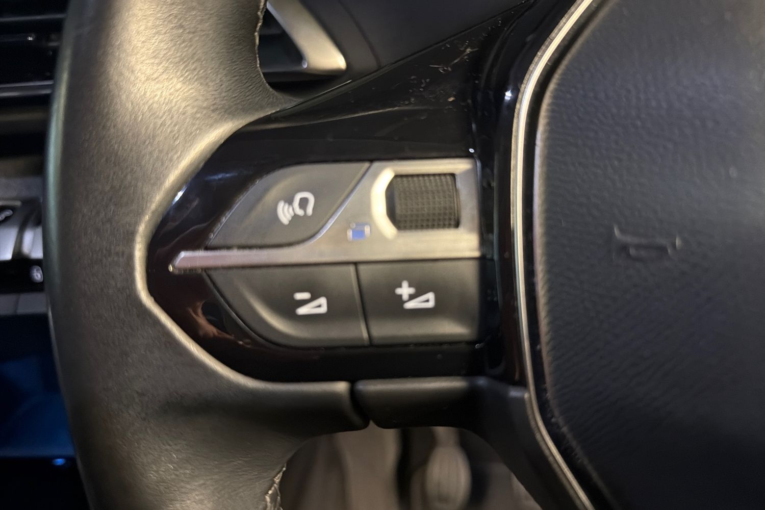 Used Peugeot 5008 2022 for sale - 77380845: Photo 21