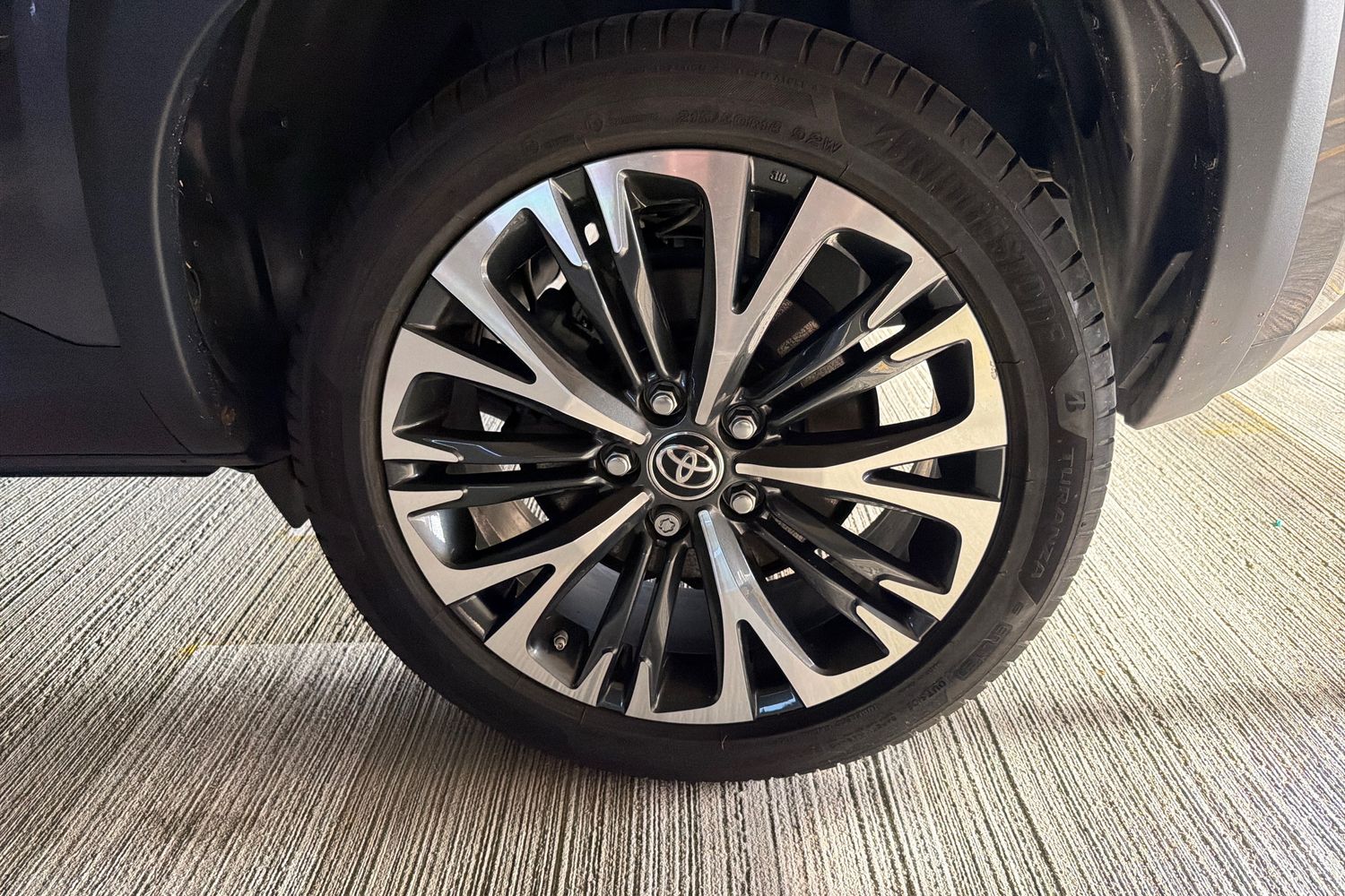 Used Toyota Yaris Cross 2023 for sale - 76390032: Photo 32