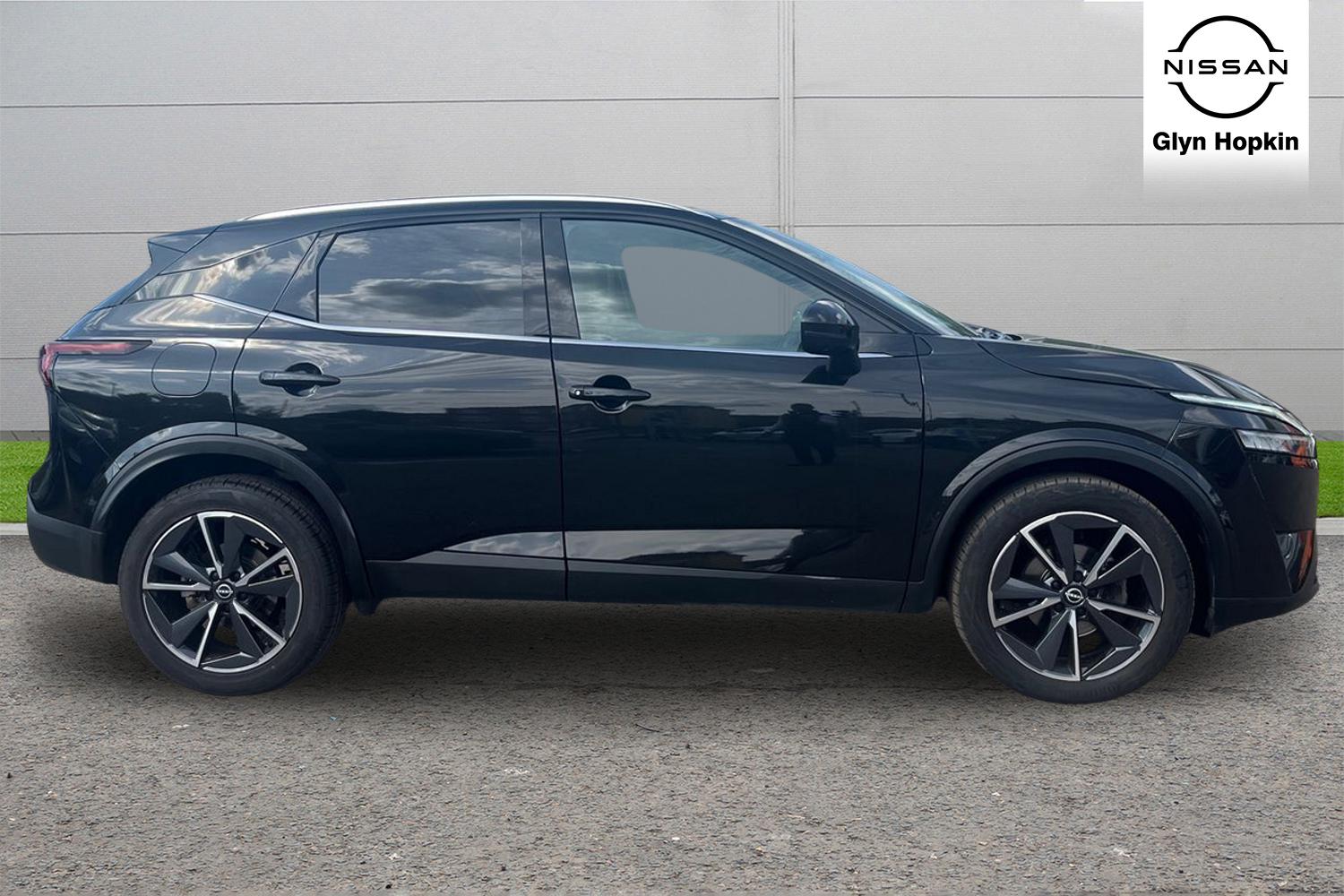 Used Nissan Qashqai 2023 for sale - 76316900: Photo 2