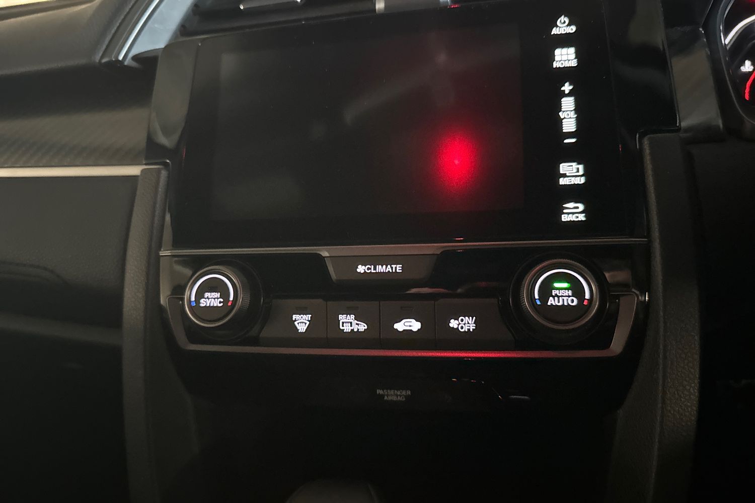 Used Honda Civic 2017 for sale - 76854670: Photo 15