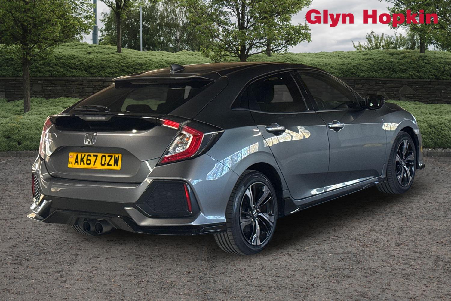 Used Honda Civic 2017 for sale - 76854670: Photo 3