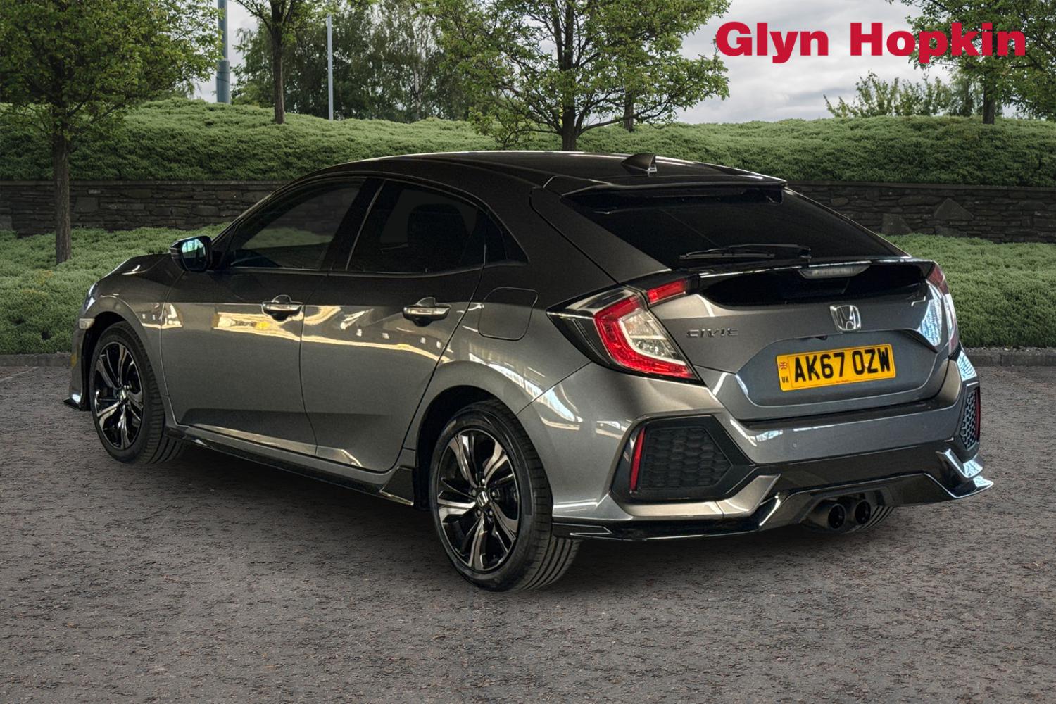 Used Honda Civic 2017 for sale - 76854670: Photo 5