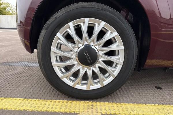 Used Fiat 500 2020 for sale - 76261632: Photo 9