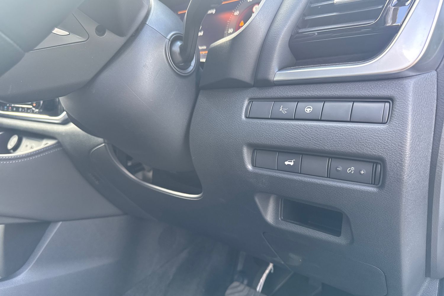 Used Nissan X-Trail 2023 for sale - 76384337: Photo 38