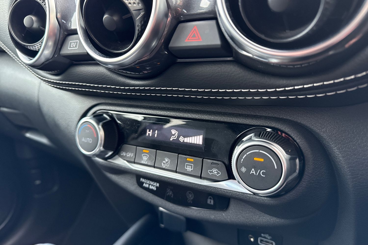 Used Nissan Juke 2023 for sale - 77087481: Photo 15