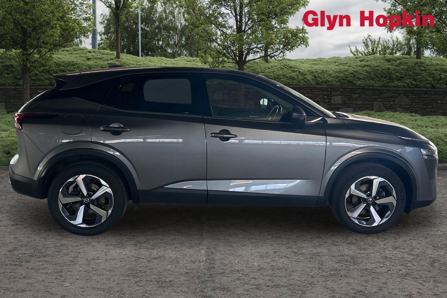 Used Nissan Qashqai 2021 for sale - 76130610: Photo 2