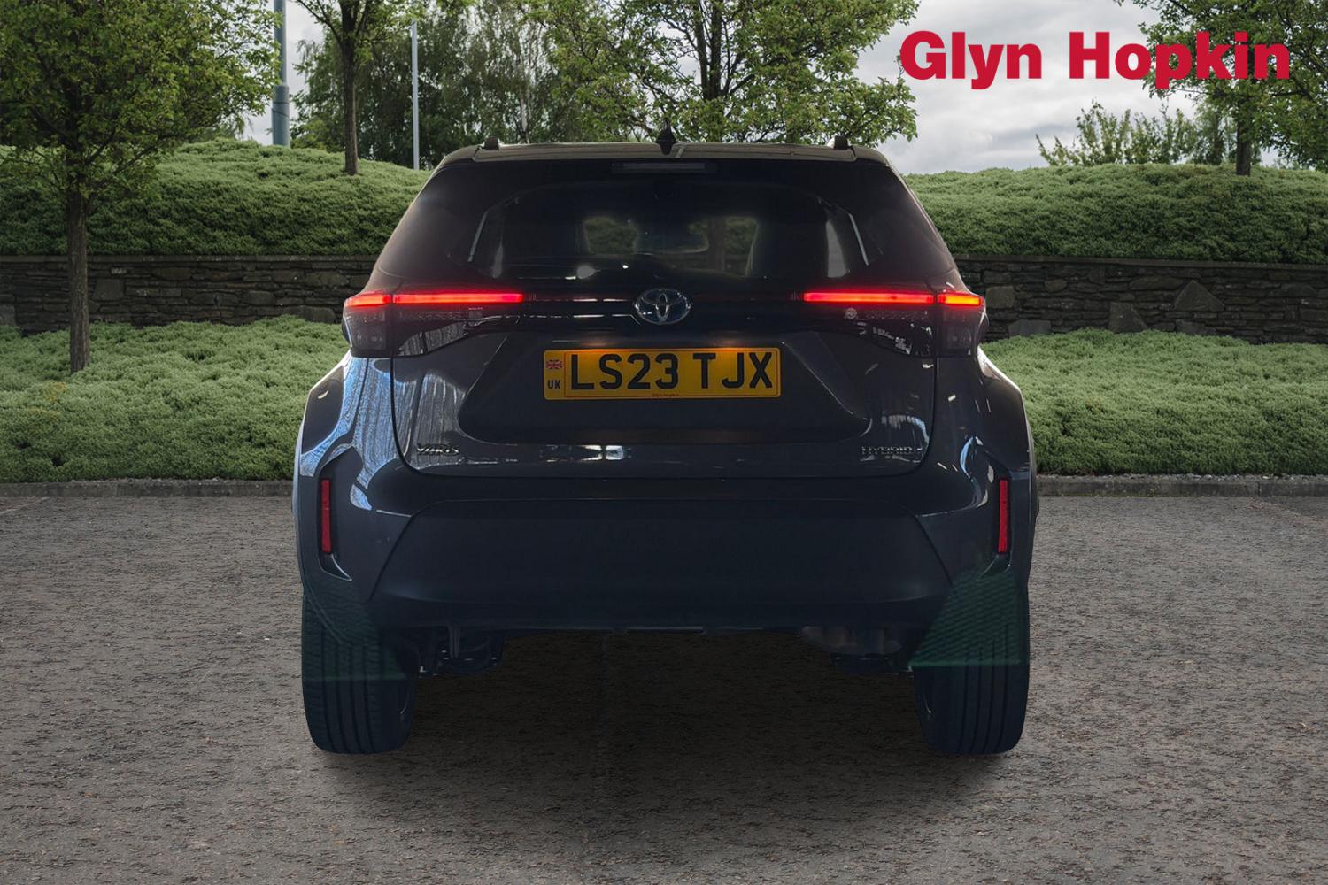 Used Toyota Yaris Cross 2023 for sale - 77942034: Photo 4