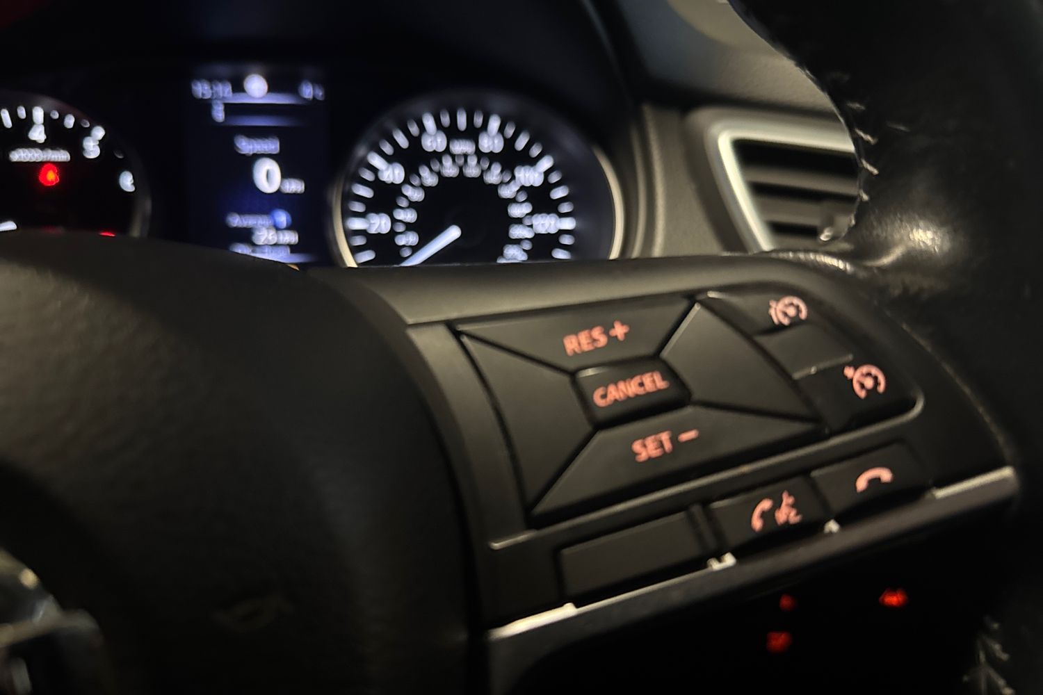 Used Nissan Qashqai 2018 for sale - 77388920: Photo 22