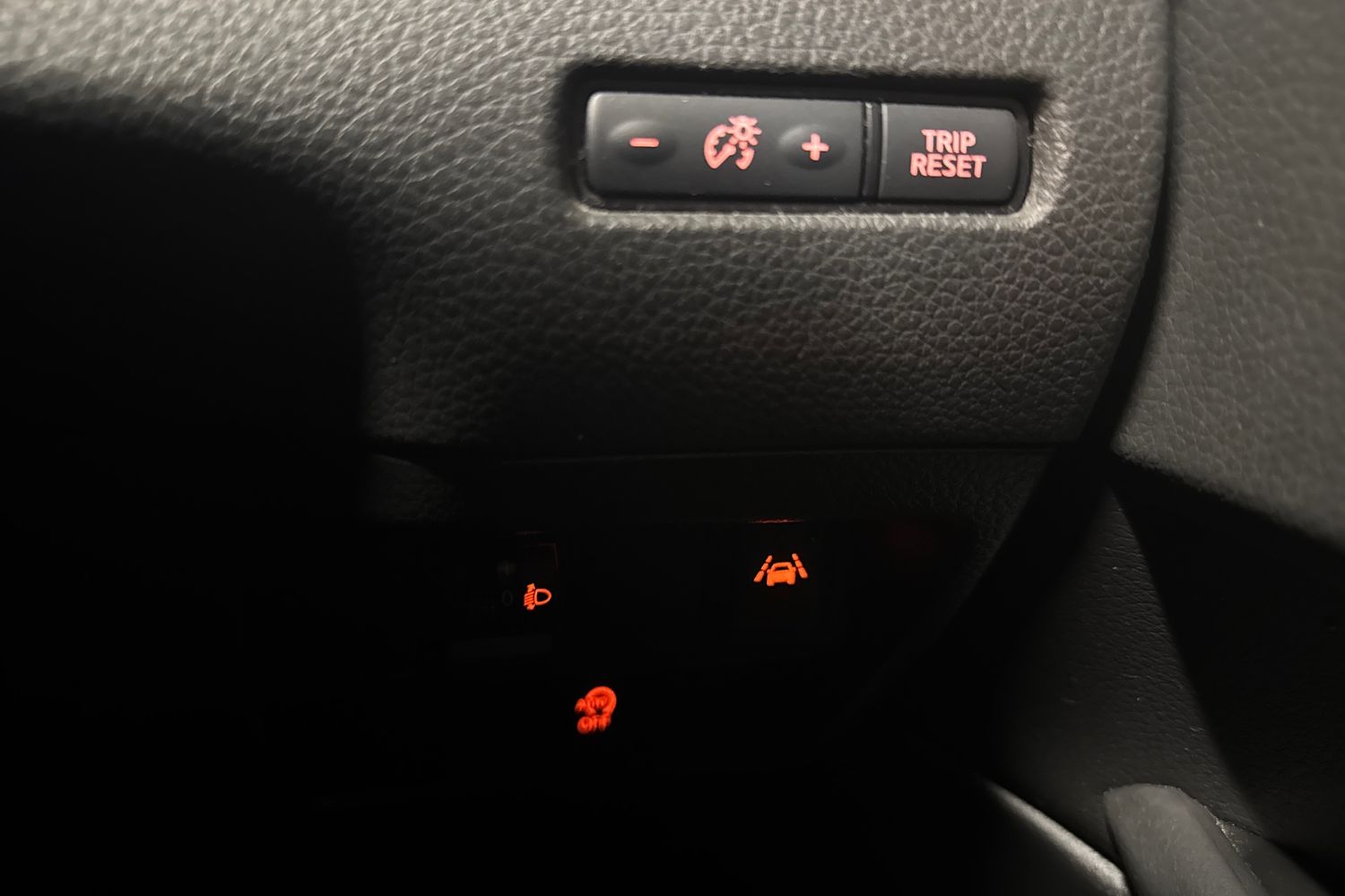 Used Nissan Qashqai 2018 for sale - 77388920: Photo 28