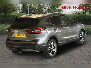 Used Nissan Qashqai 2018 for sale - 77388920: Photo