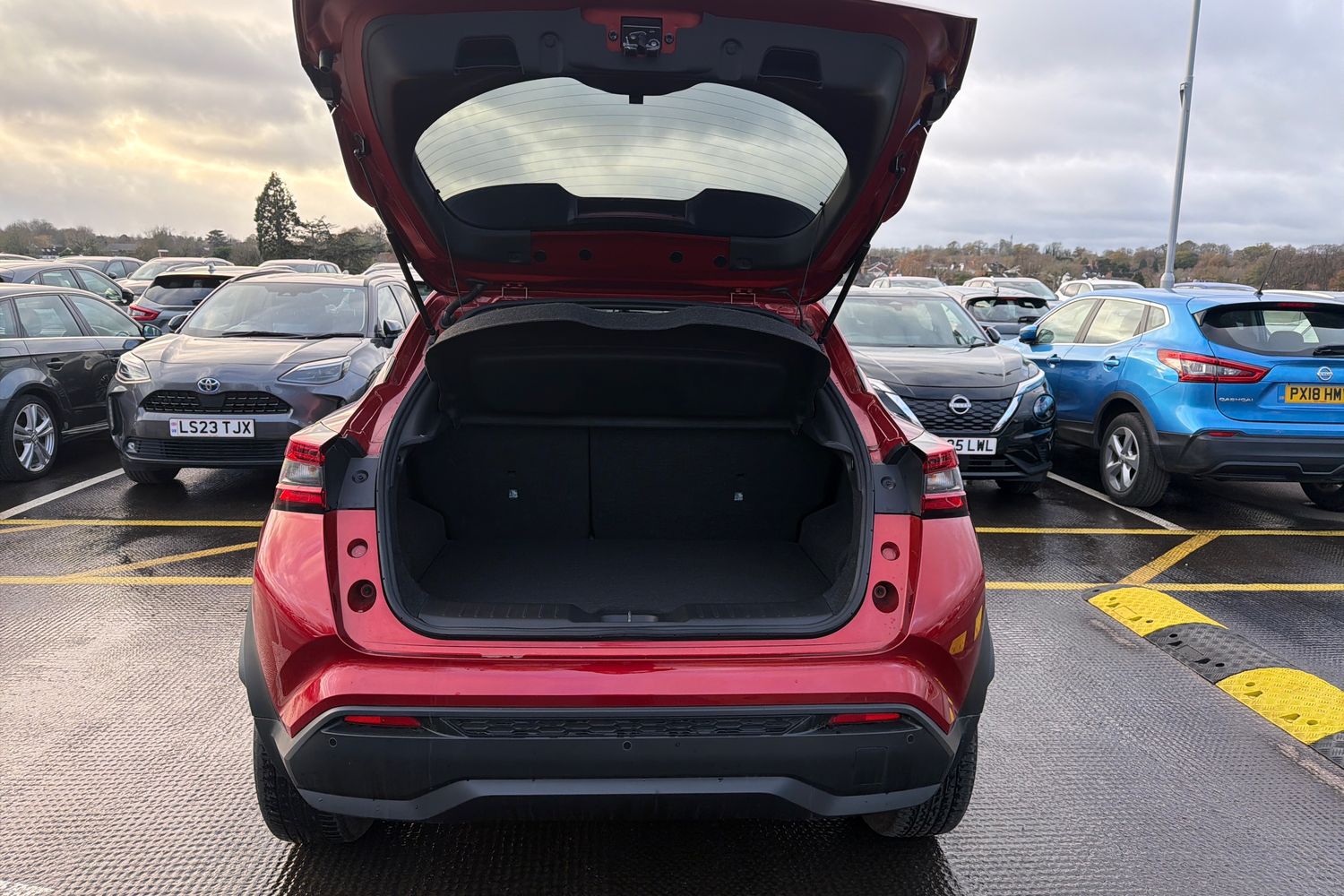 Used Nissan Juke 2022 for sale - 76078997: Photo 24