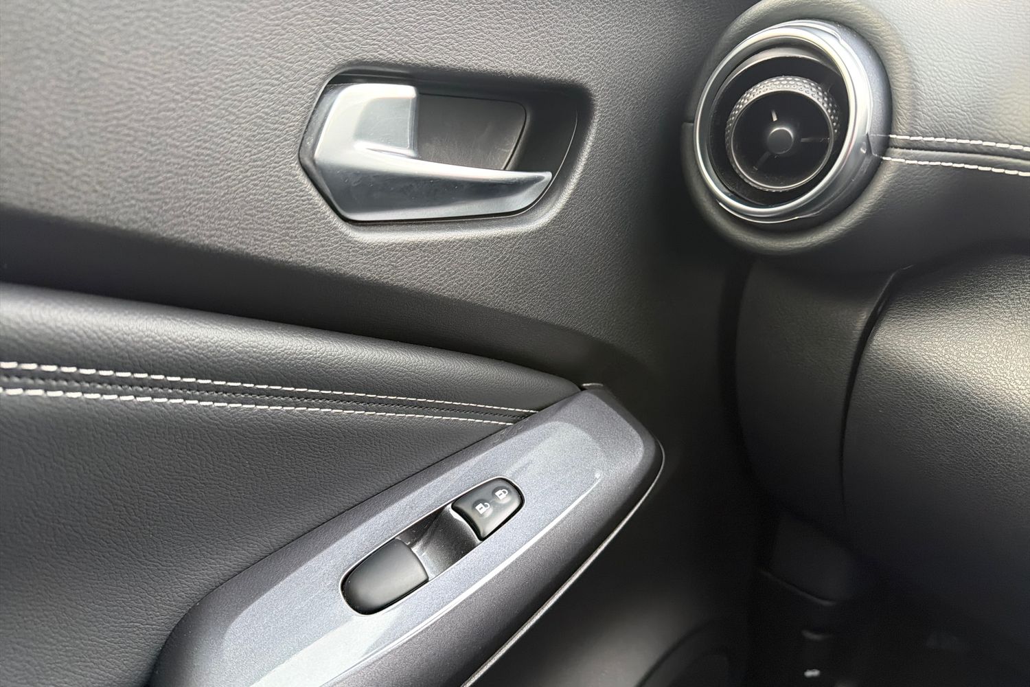 Used Nissan Juke 2022 for sale - 76078997: Photo 35