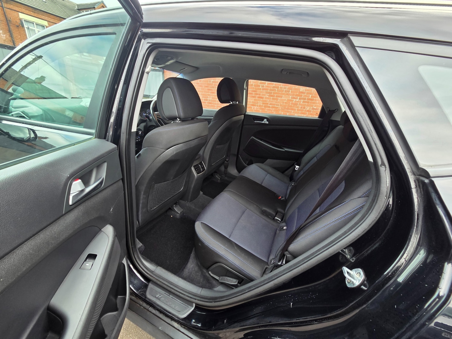 Used Hyundai TUCSON 2017 for sale - 78093372: Photo 8